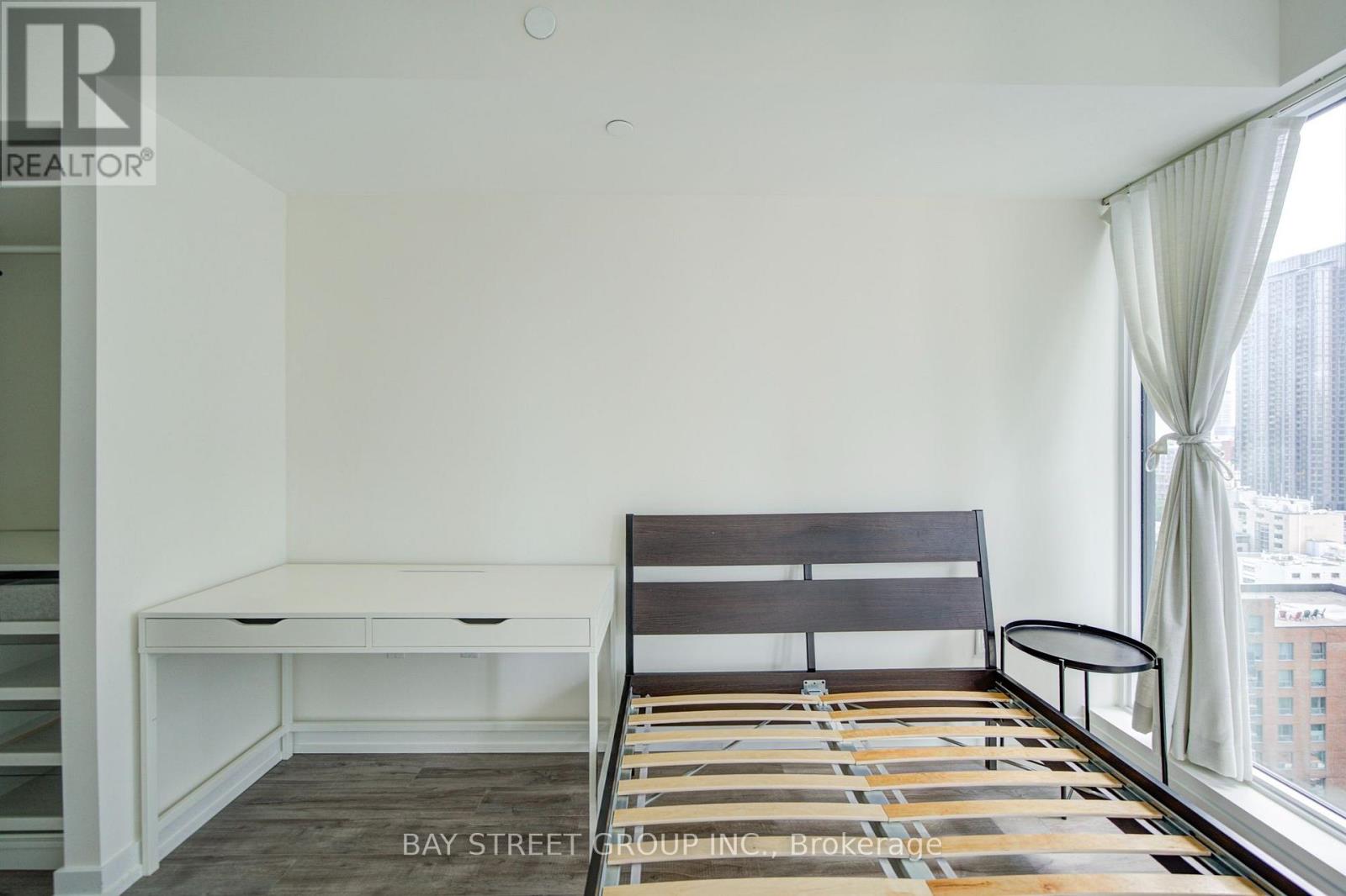 1802 - 77 Shuter Street, Toronto, Ontario  M5B 0B8 - Photo 21 - C13763304