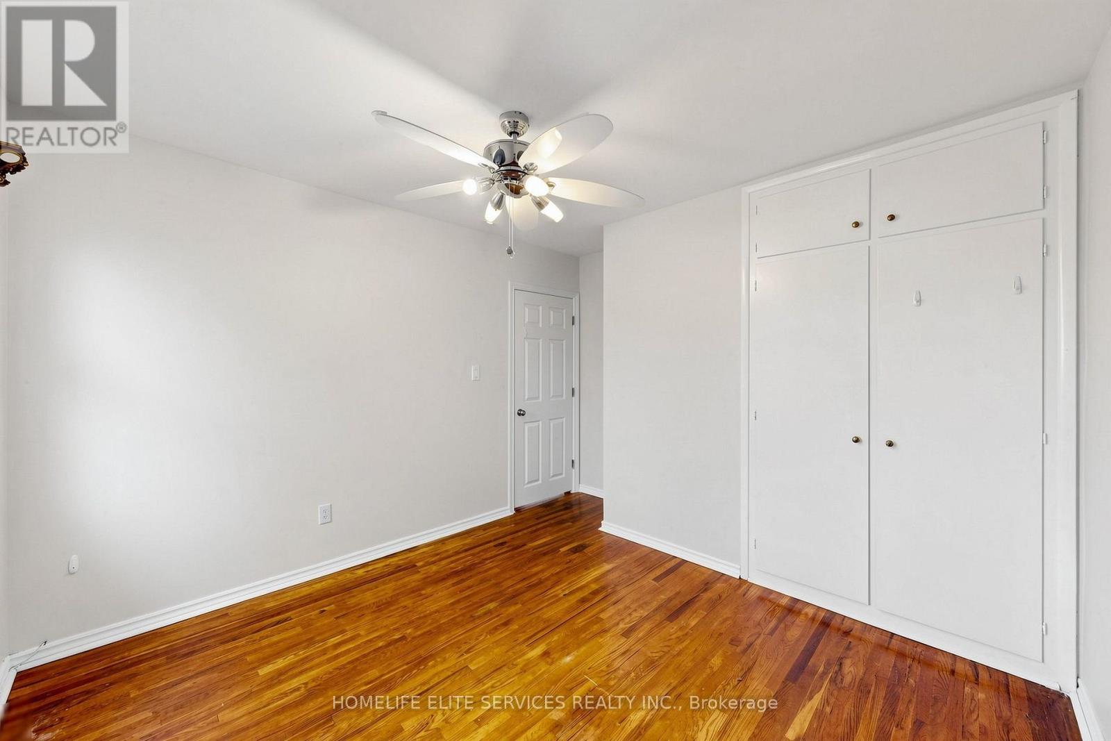 48 Frey Crescent, Toronto, Ontario  M1R 2C7 - Photo 3 - E13763366