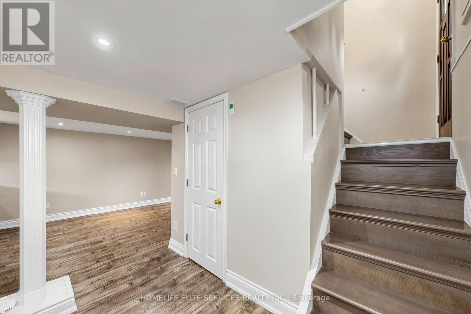 48 Frey Crescent, Toronto, Ontario  M1R 2C7 - Photo 8 - E13763366