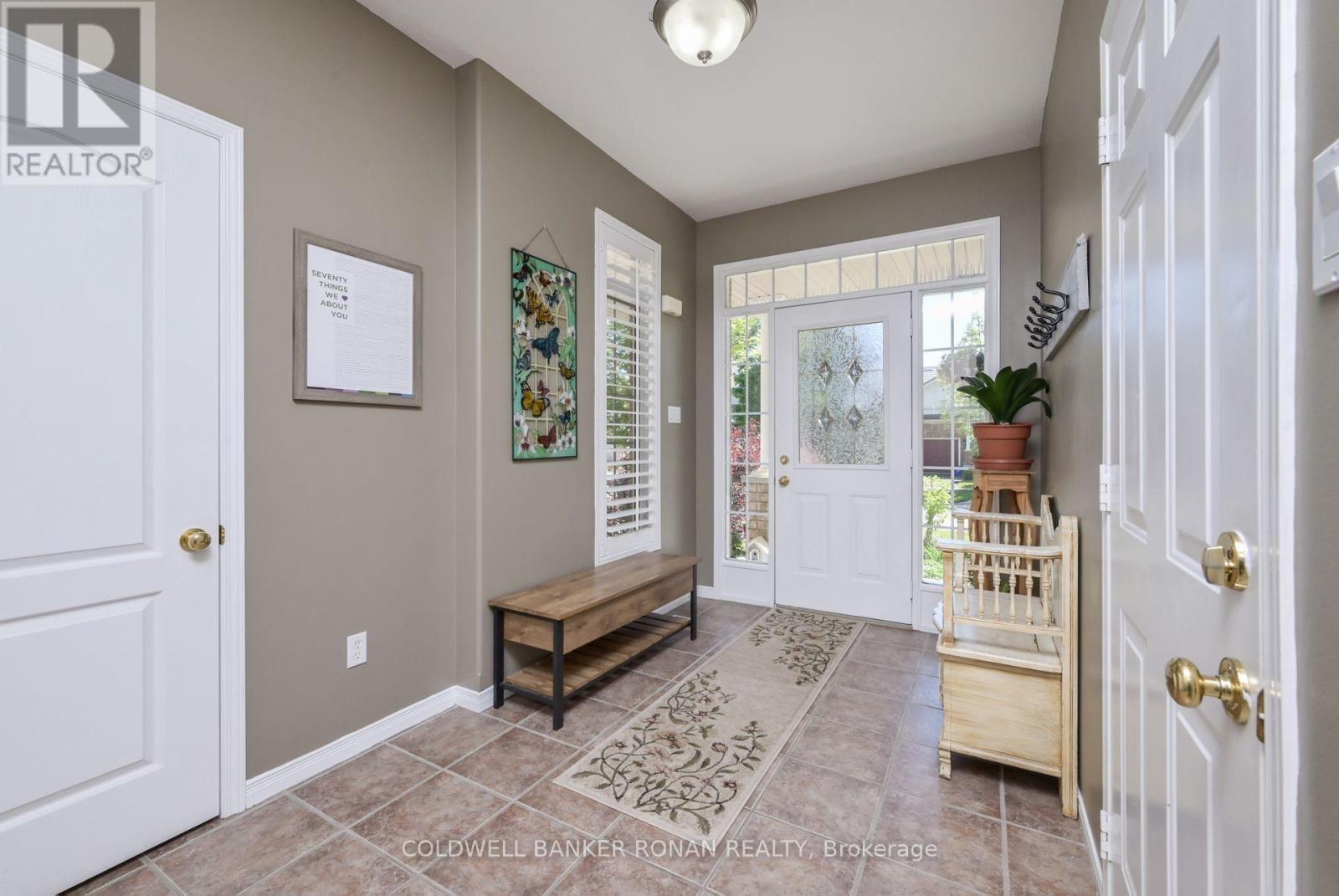 22 Chantler Road, New Tecumseth, Ontario  L9R 2E1 - Photo 4 - N13763302