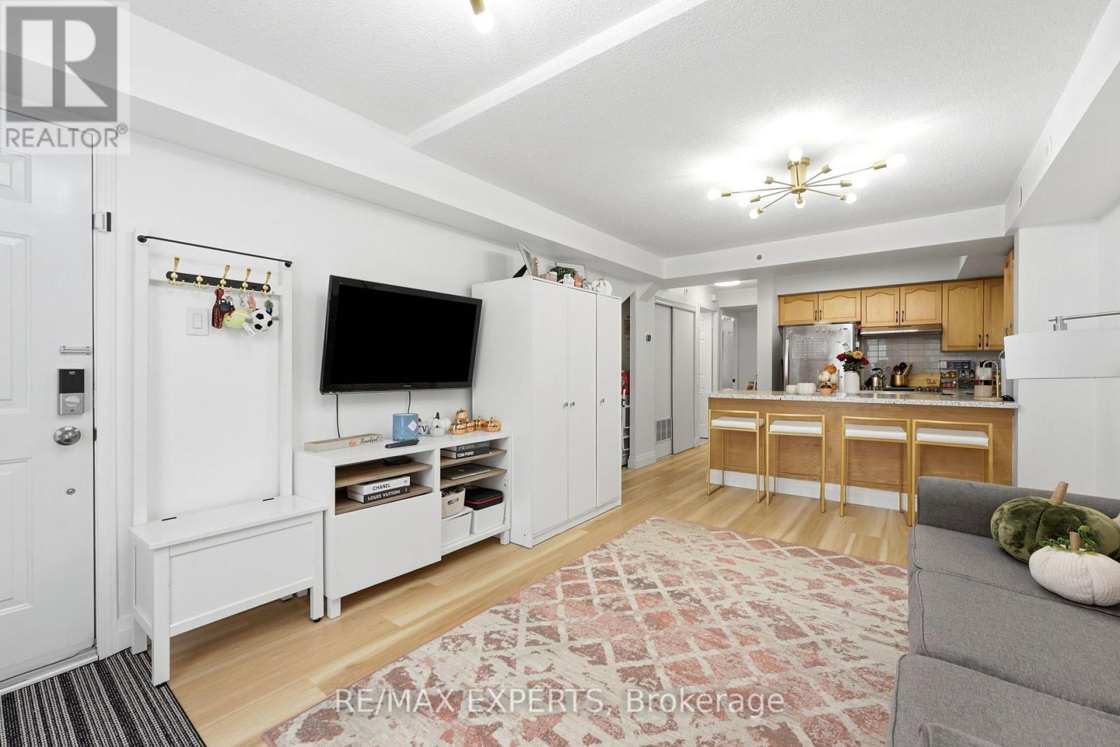 2025 - 85 George Appleton Way, Toronto, Ontario  M3M 0A2 - Photo 8 - W13763320