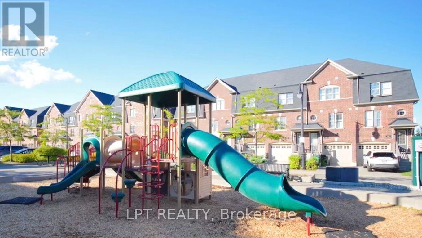 165 Veterans Drive, Brampton, Ontario  L7A 5L2 - Photo 14 - W13763352