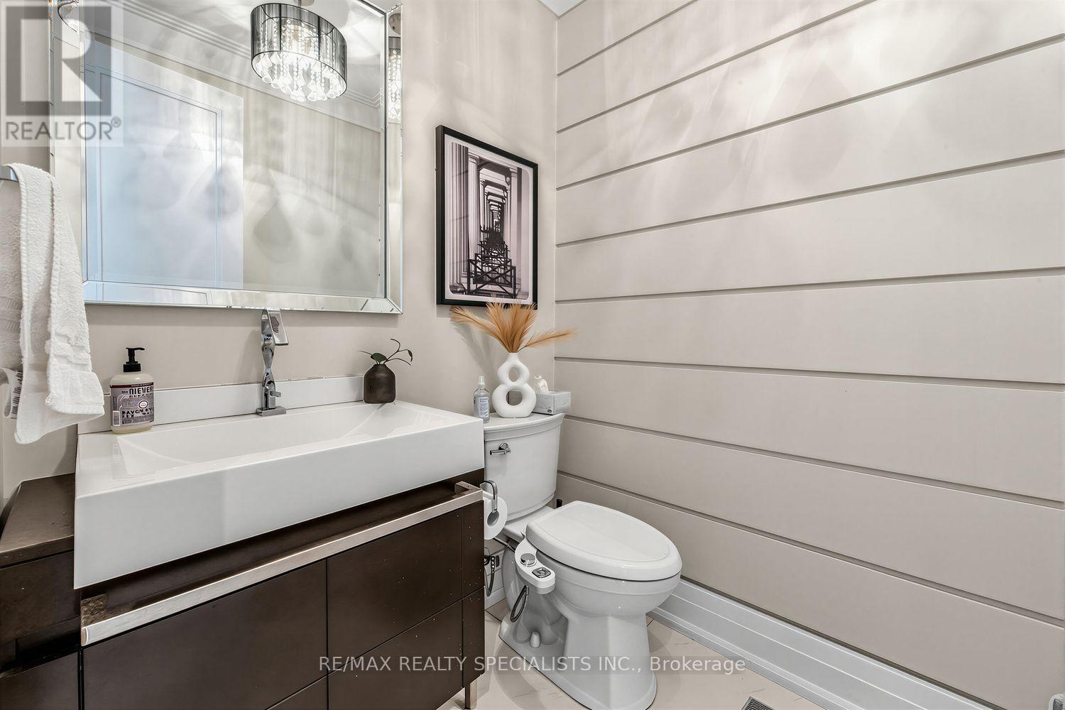 1534 Trotwood Avenue, Mississauga, Ontario  L5G 3Z9 - Photo 15 - W13763400
