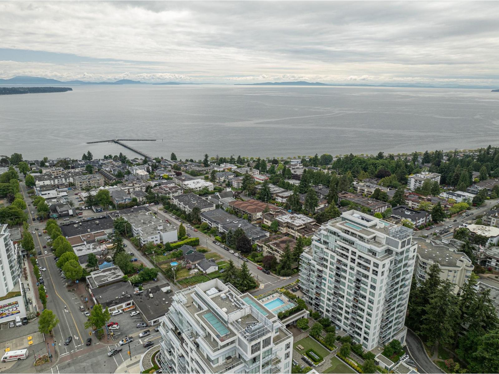 902 15165 Thrift Avenue, White Rock, British Columbia  V4B 0C1 - Photo 3 - R3163138