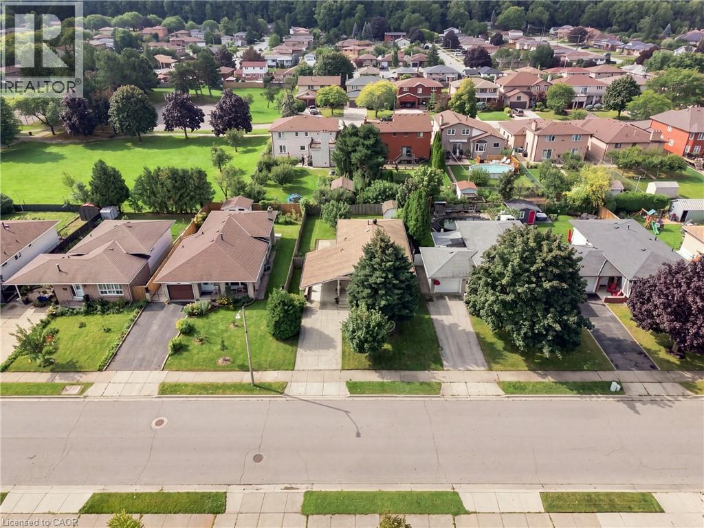 18 Glen Castle Drive, Stoney Creek, Ontario  L8G 2Z4 - Photo 3 - 40859610