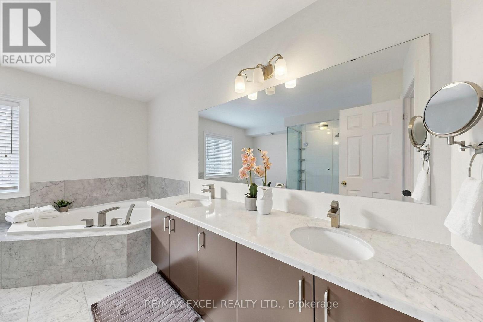 25 Lord Durham Road, Markham, Ontario  L6G 0C2 - Photo 35 - N13763210