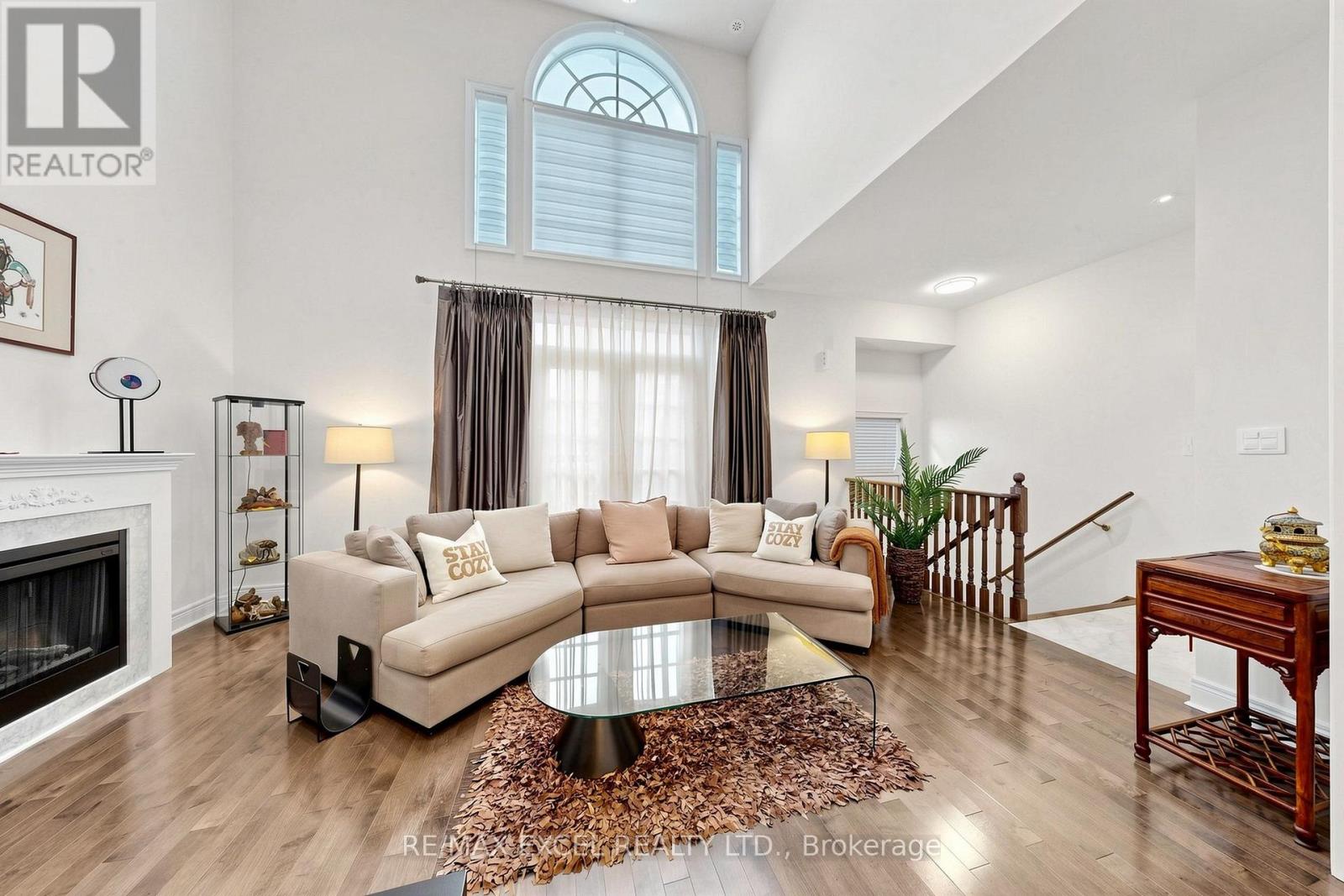 25 Lord Durham Road, Markham, Ontario  L6G 0C2 - Photo 3 - N13763210