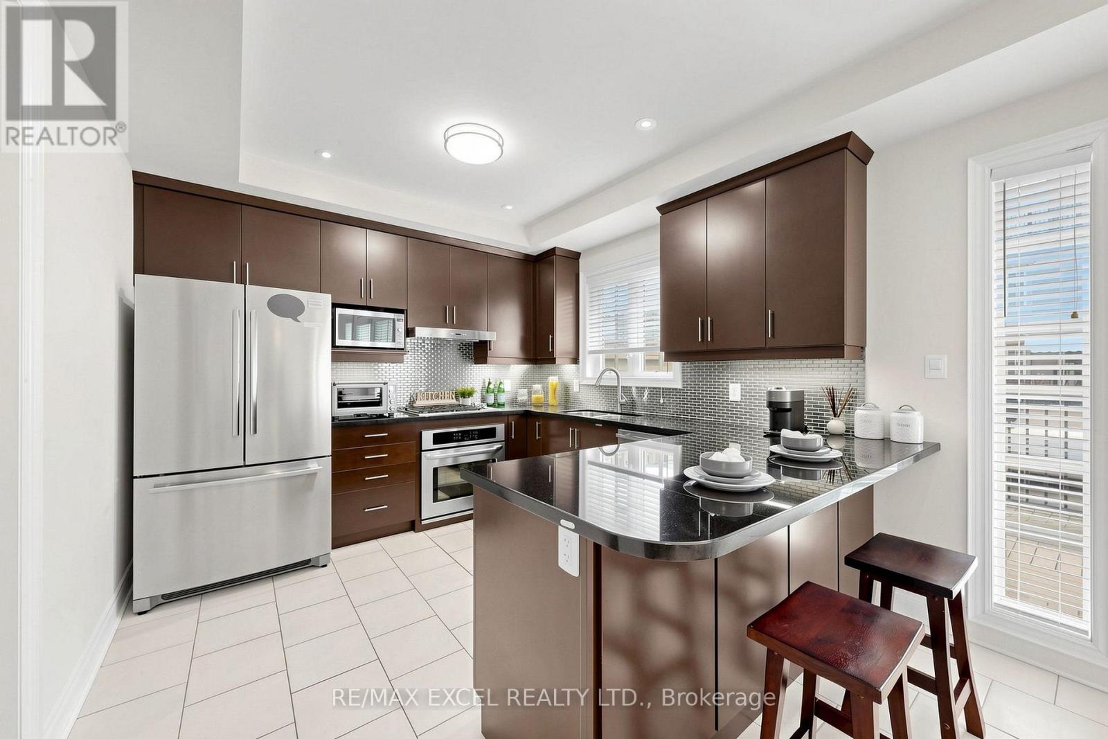 25 Lord Durham Road, Markham, Ontario  L6G 0C2 - Photo 8 - N13763210