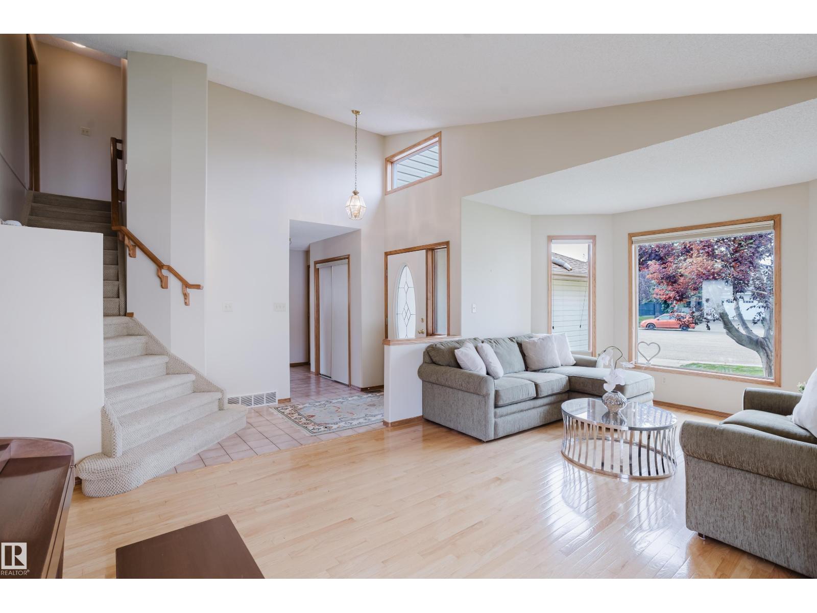 160 Phillips Row NW, Edmonton, Alberta  T5T 5Y3 - Photo 6 - E4507798