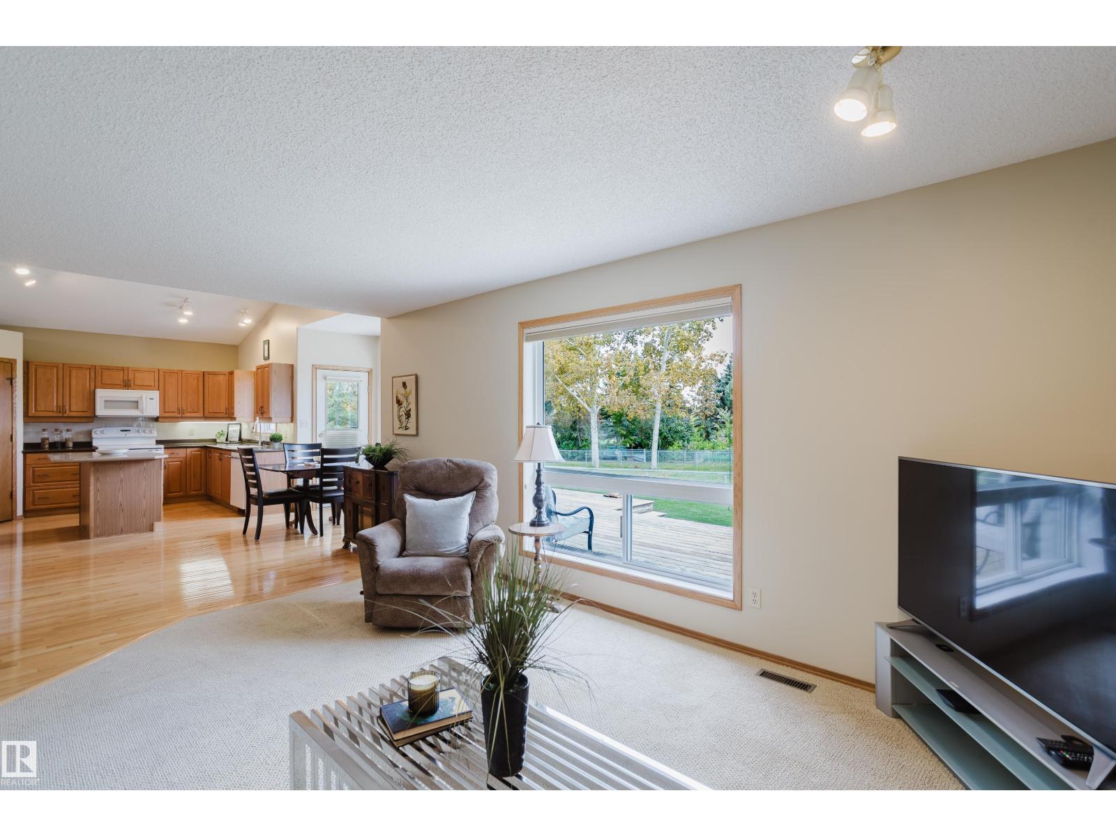 160 Phillips Row NW, Edmonton, Alberta  T5T 5Y3 - Photo 21 - E4507798