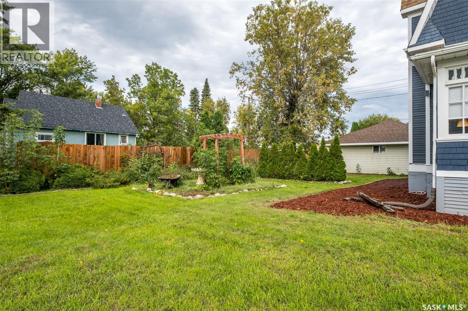 512 12th Street W, Prince Albert, Saskatchewan  S6V 3C2 - Photo 36 - SK048000