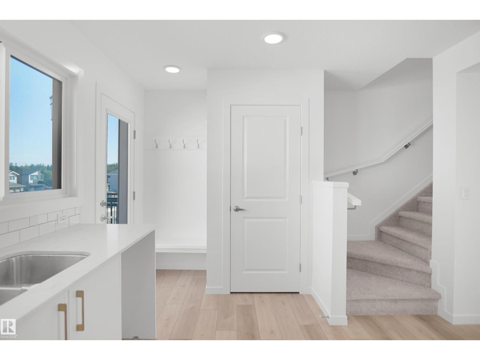 4344 Kinglet Dr NW, Edmonton, Alberta  T5S 0T1 - Photo 10 - E4494681