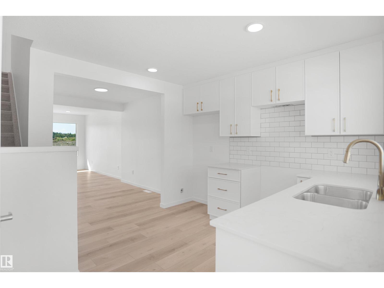 4344 Kinglet Dr NW, Edmonton, Alberta  T5S 0T1 - Photo 13 - E4494681