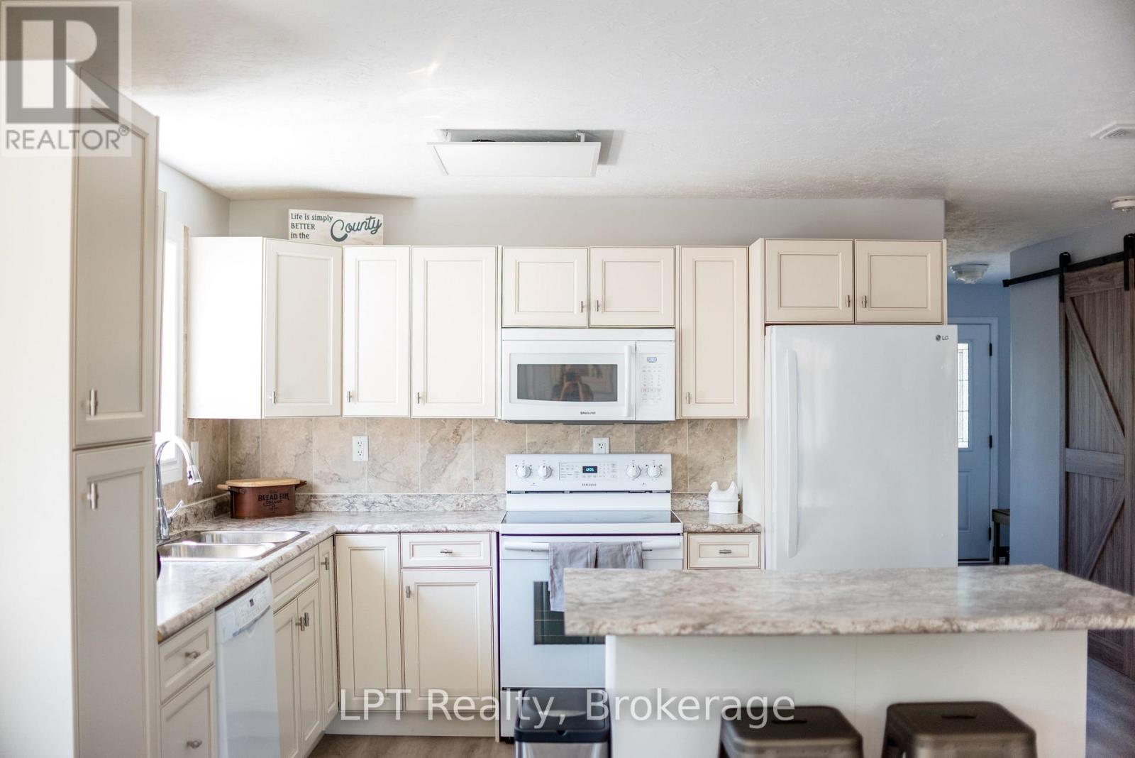 290 Taft Road, Prince Edward County, Ontario  K0K 1L0 - Photo 6 - X13763474