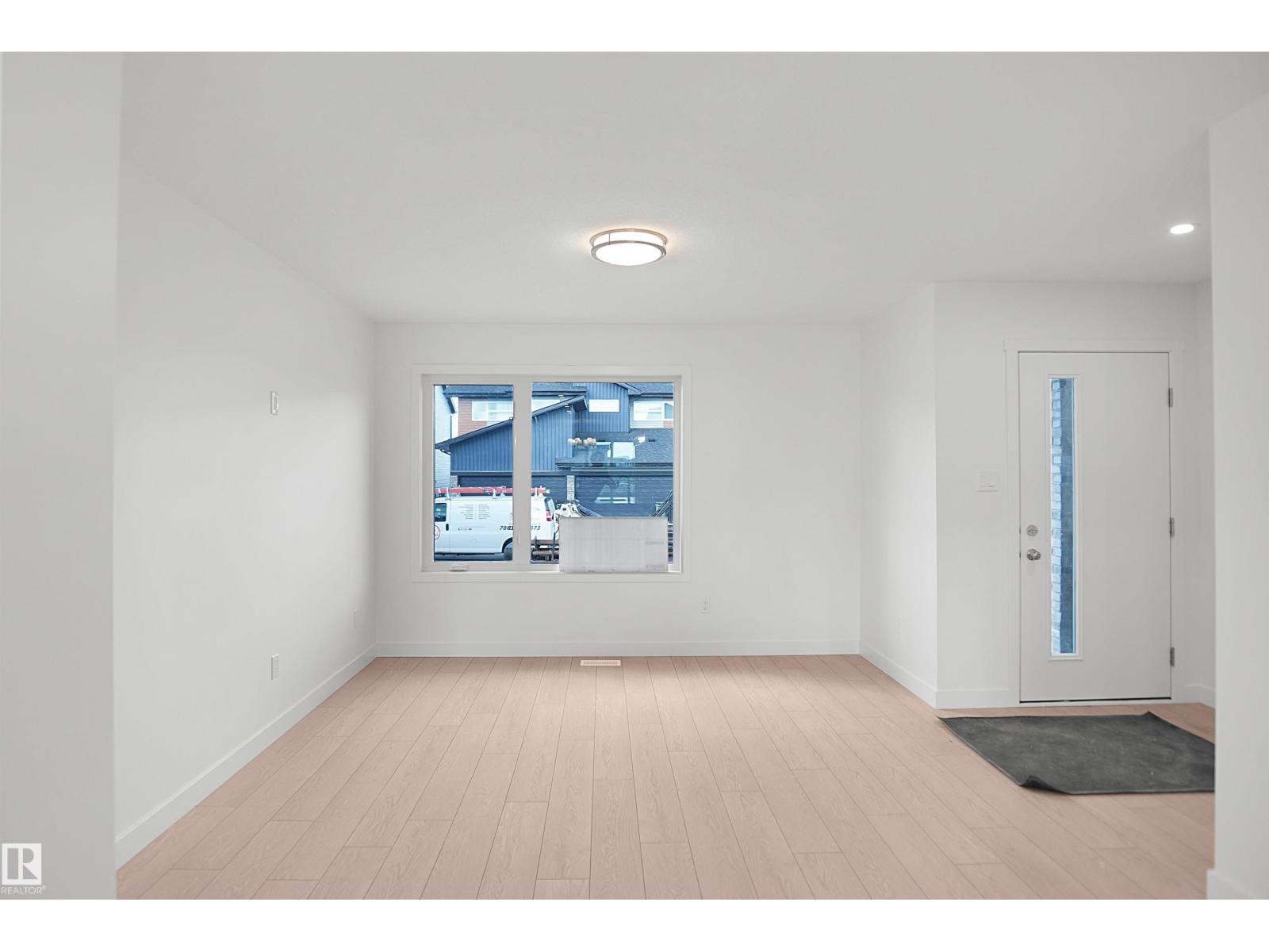 18831 29 Av NW, Edmonton, Alberta  T5Y 4G2 - Photo 5 - E4500370
