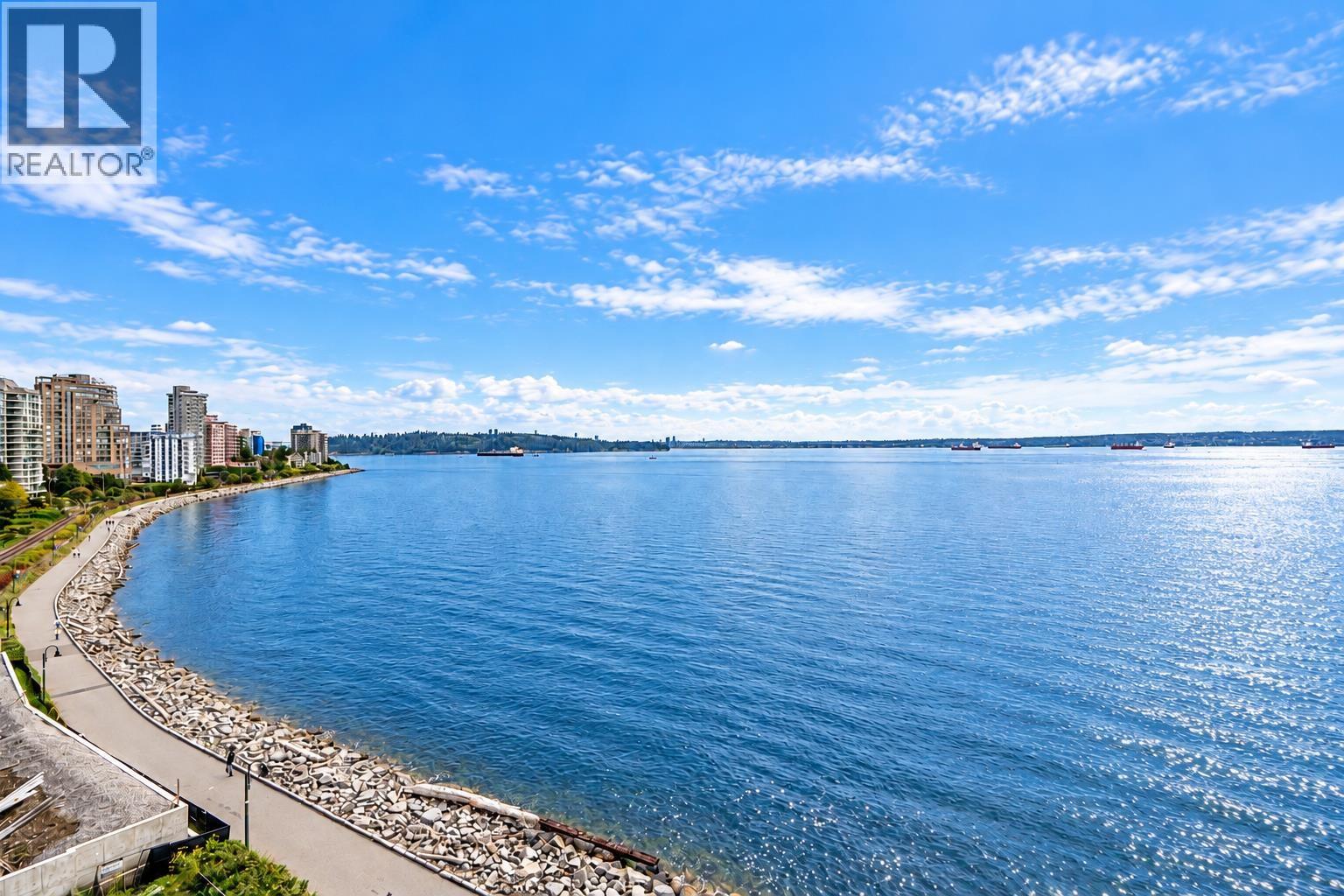 807 150 24th Street, West Vancouver, British Columbia V7V 4G8 - Photo 3 - R3163476