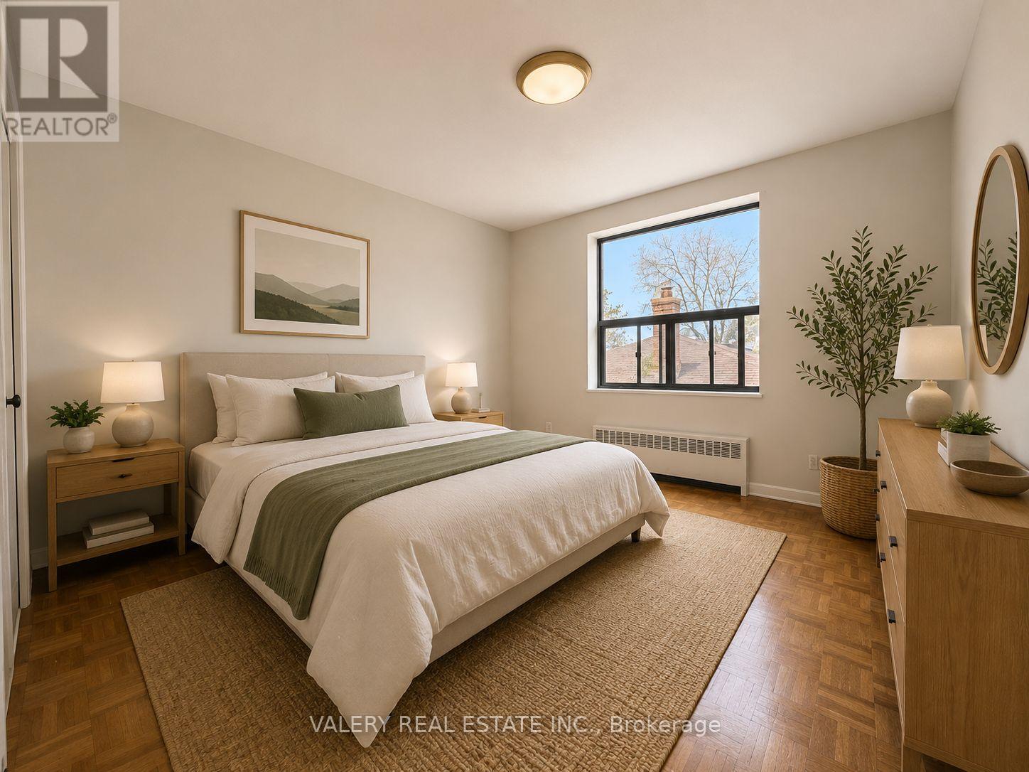 501 - 11 Glenburn Avenue, Toronto, Ontario  M4B 2X1 - Photo 5 - E13763466