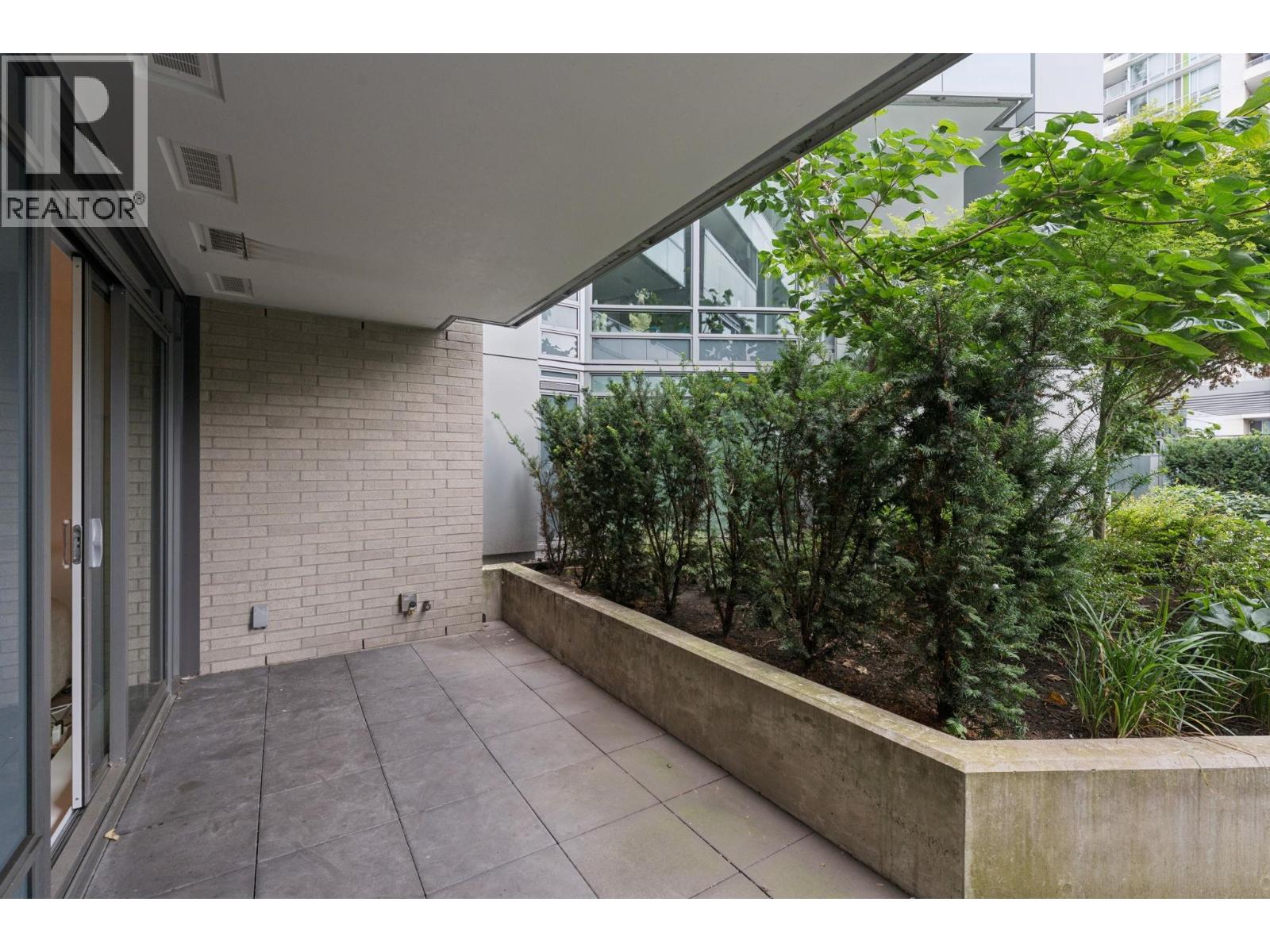 305 1500 Fern Street, North Vancouver, British Columbia  V7J 0E6 - Photo 10 - R3163565