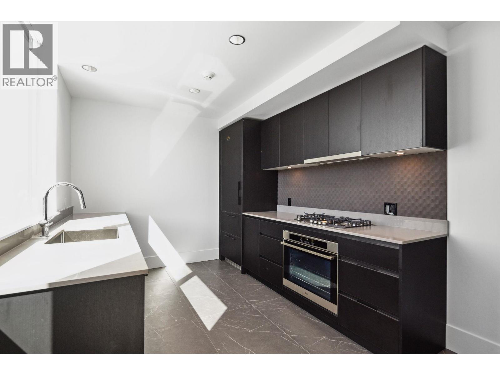 305 1500 Fern Street, North Vancouver, British Columbia  V7J 0E6 - Photo 28 - R3163565