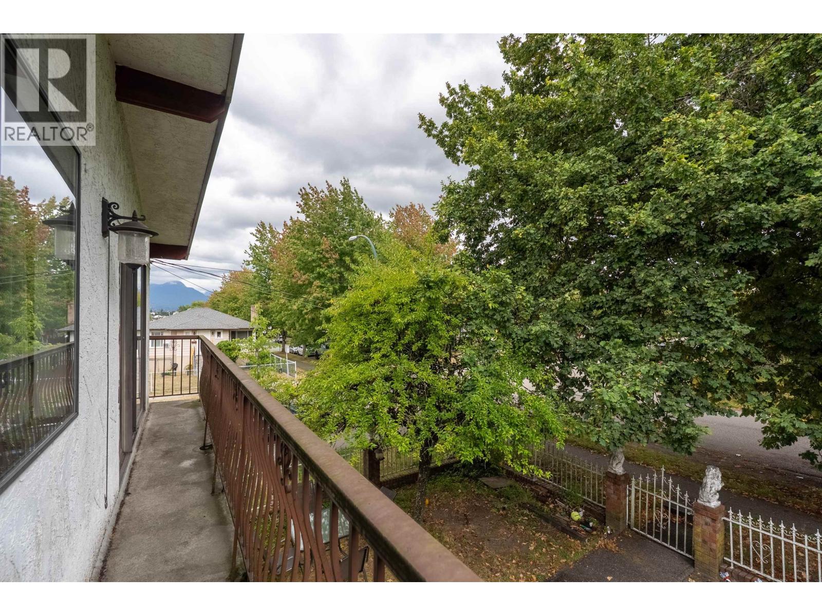 2474 E 24th Avenue, Vancouver, British Columbia  V5R 5X6 - Photo 13 - R3163558
