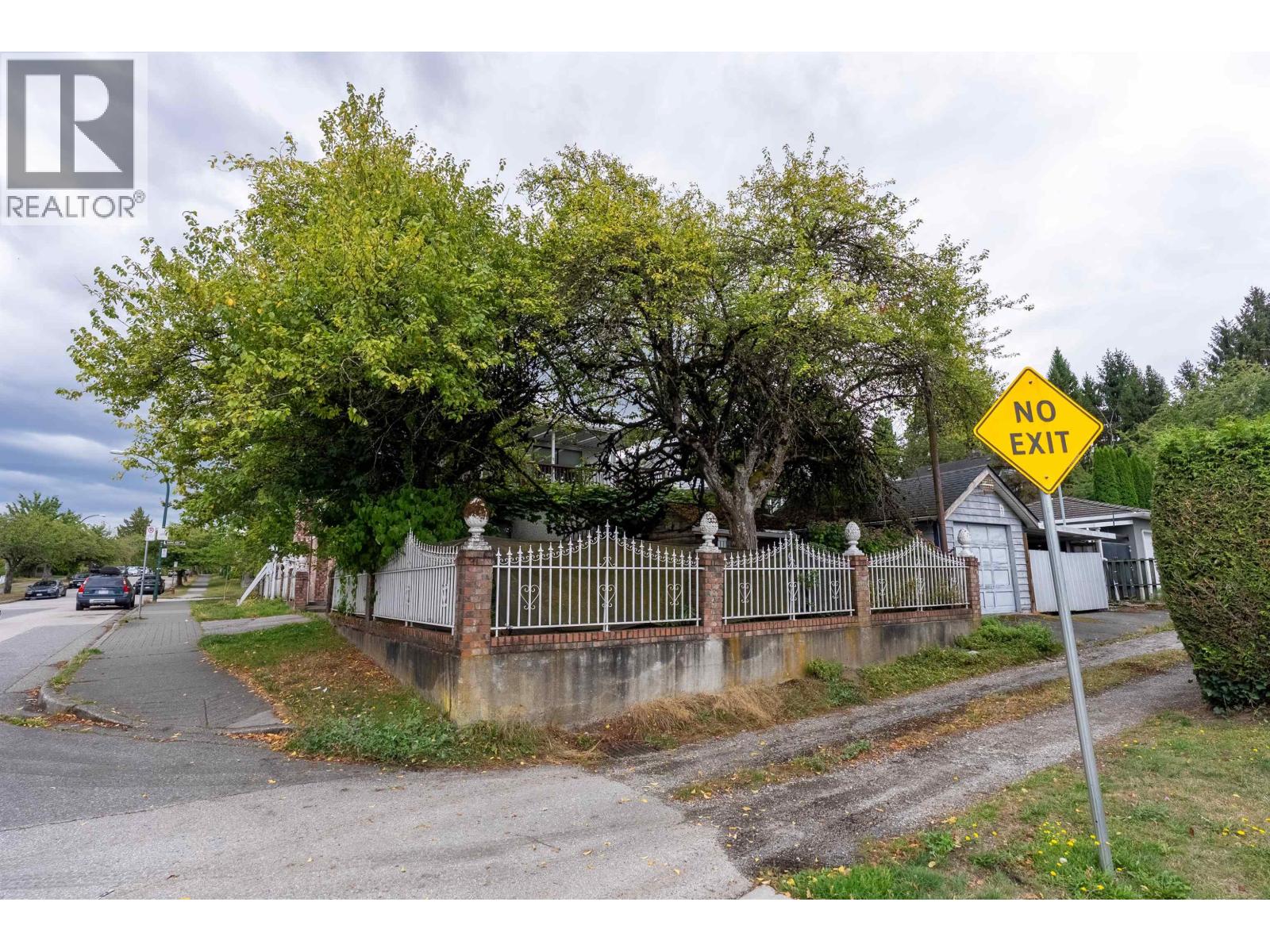 2474 E 24th Avenue, Vancouver, British Columbia  V5R 5X6 - Photo 30 - R3163558