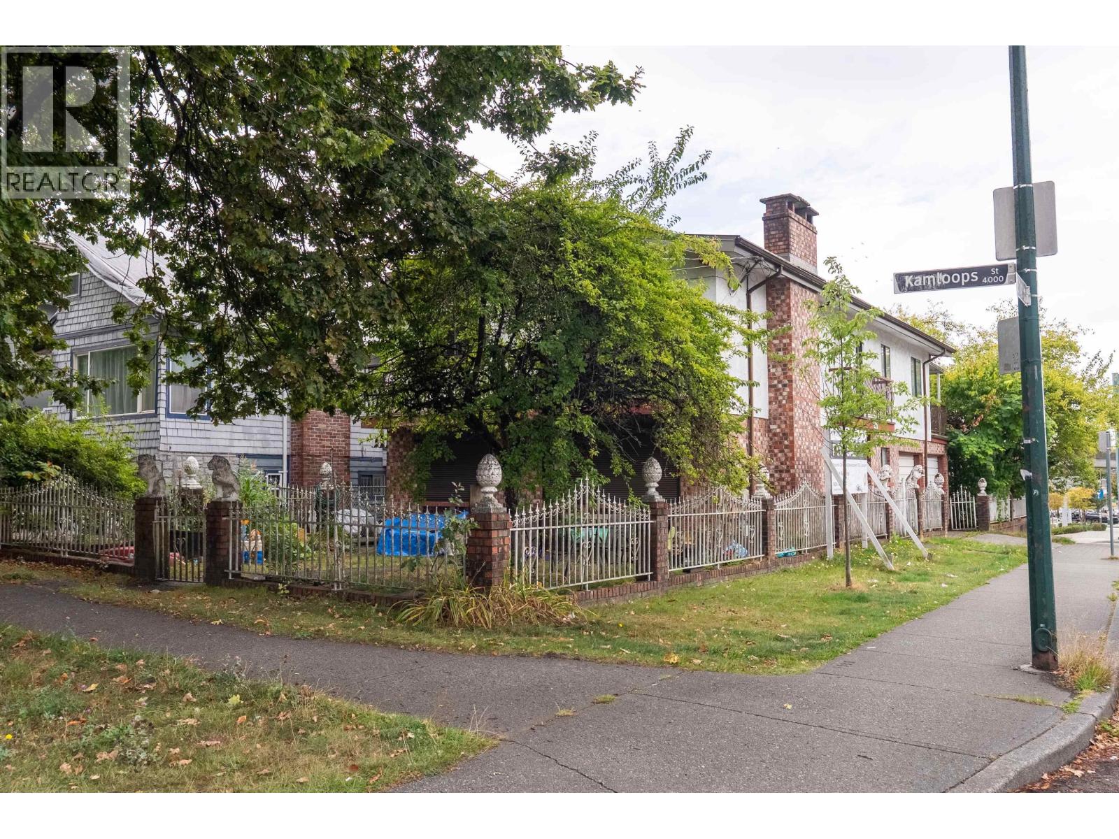 2474 E 24th Avenue, Vancouver, British Columbia  V5R 5X6 - Photo 33 - R3163558