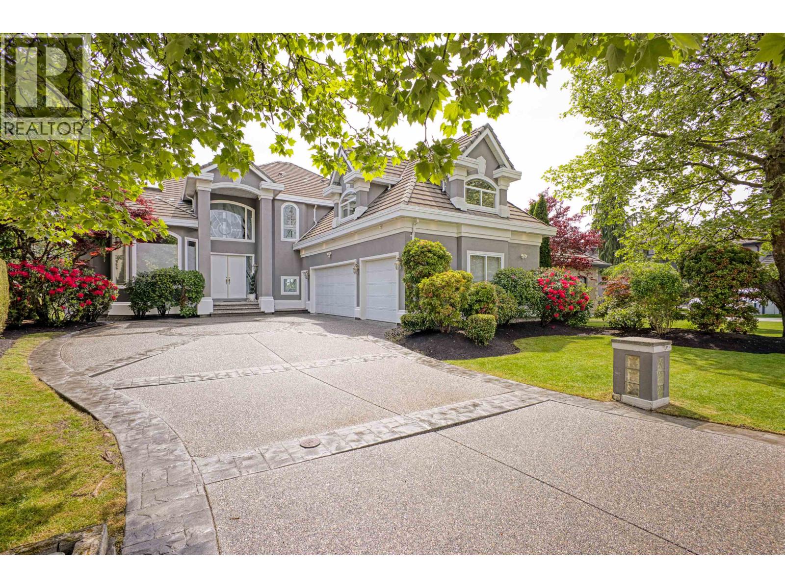 2556 Palisade Crescent, Port Coquitlam, British Columbia  V3C 6B2 - Photo 2 - R3163567