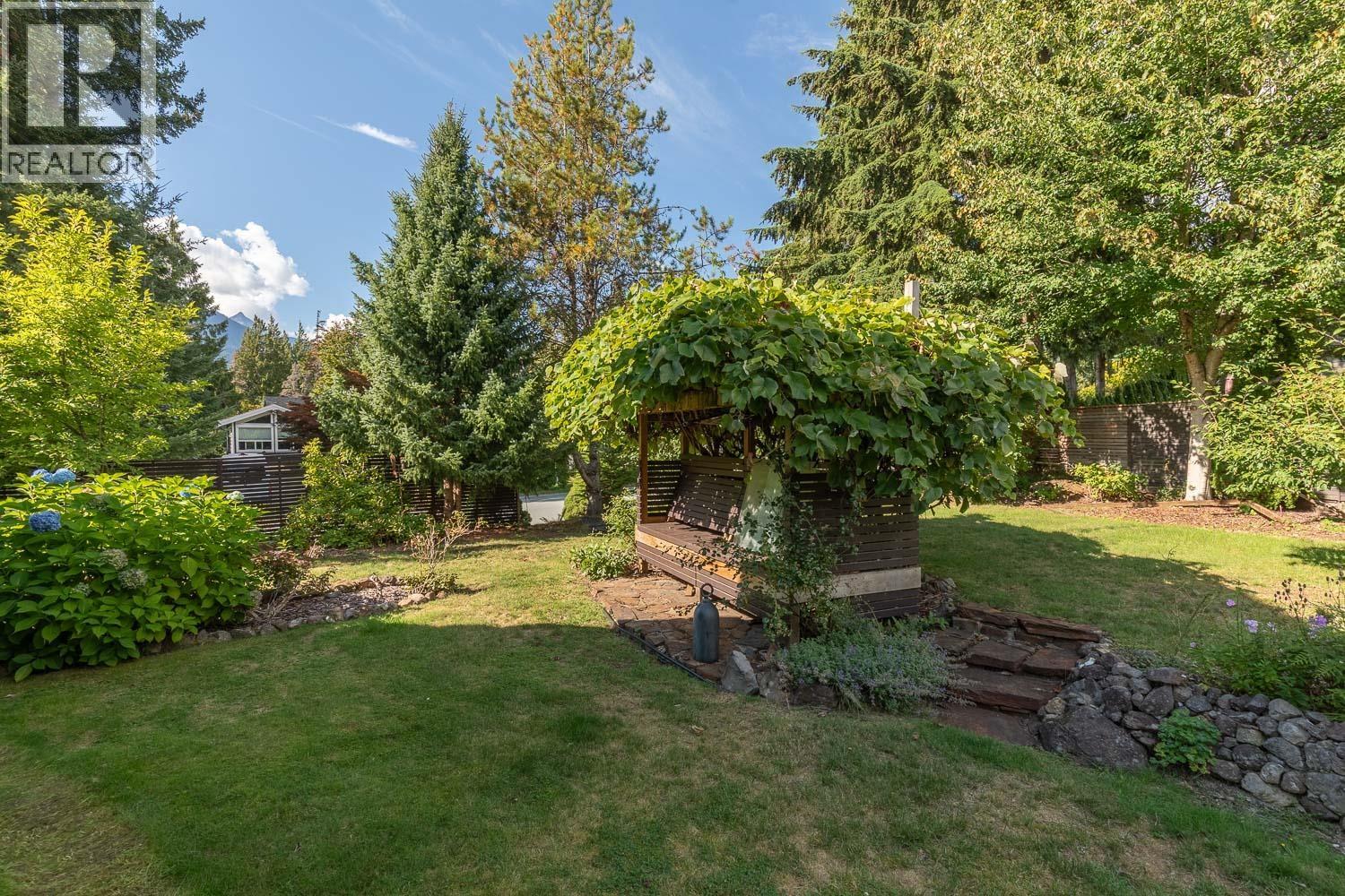 40235 Kintyre Drive, Squamish, British Columbia  V8B 0J6 - Photo 37 - R3163570