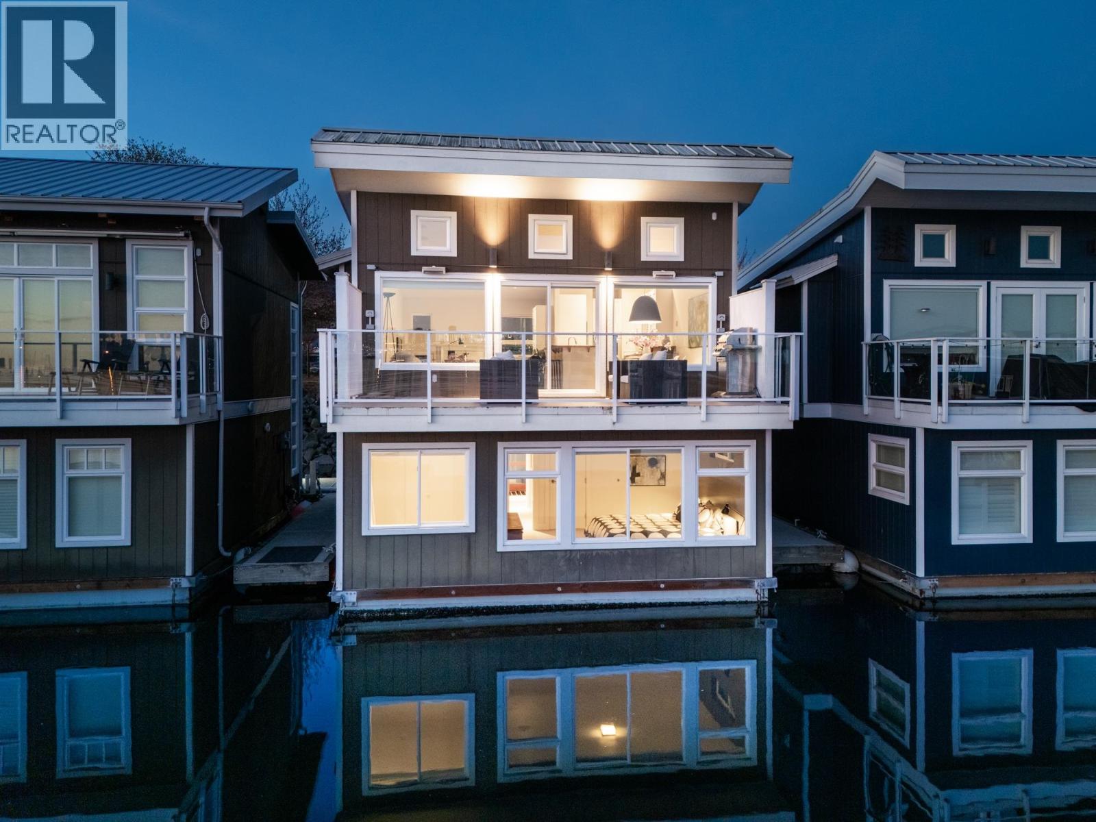 Frsl17 415 W Esplanade Avenue, North Vancouver, British Columbia  V7M 1A6 - Photo 4 - R3163593