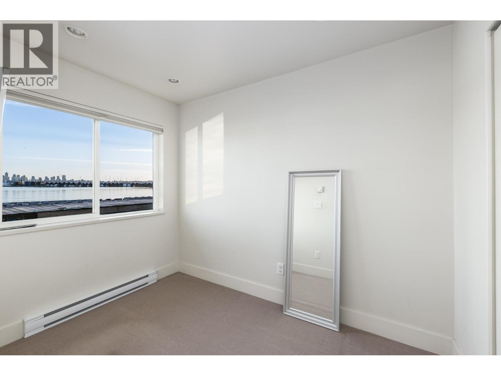 Frsl17 415 W Esplanade Avenue, North Vancouver, British Columbia  V7M 1A6 - Photo 7 - R3163593