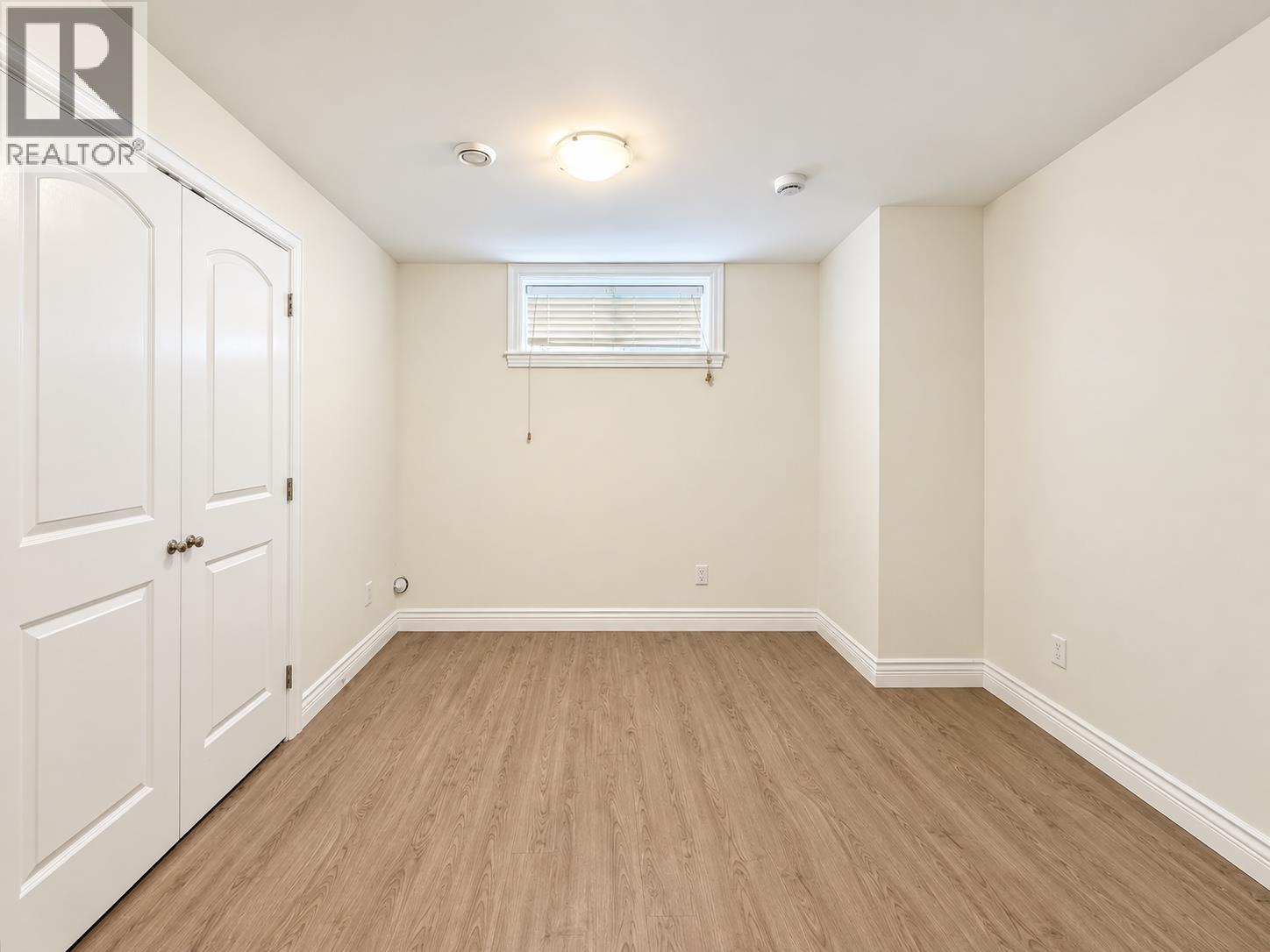 7452 Humm St, Vancouver, British Columbia  V5P 4B8 - Photo 5 - R3163620