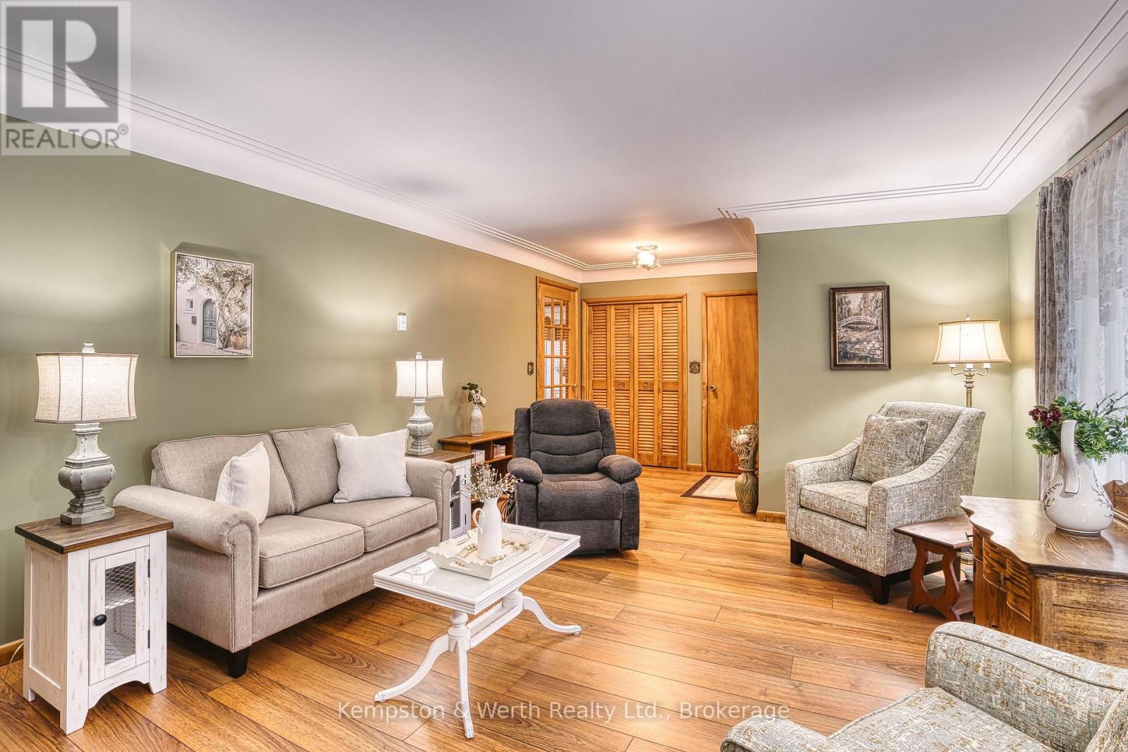 144 King Street, North Perth, Ontario  N0G 1B0 - Photo 11 - X13763412
