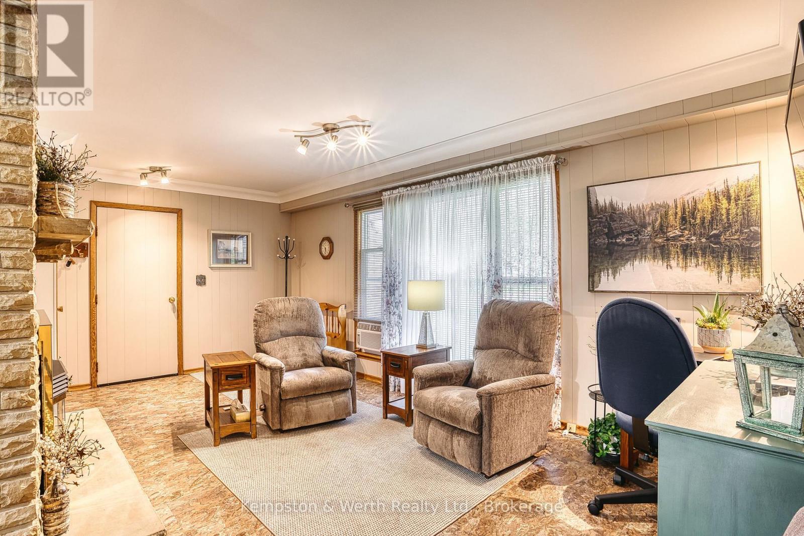 144 King Street, North Perth, Ontario  N0G 1B0 - Photo 13 - X13763412
