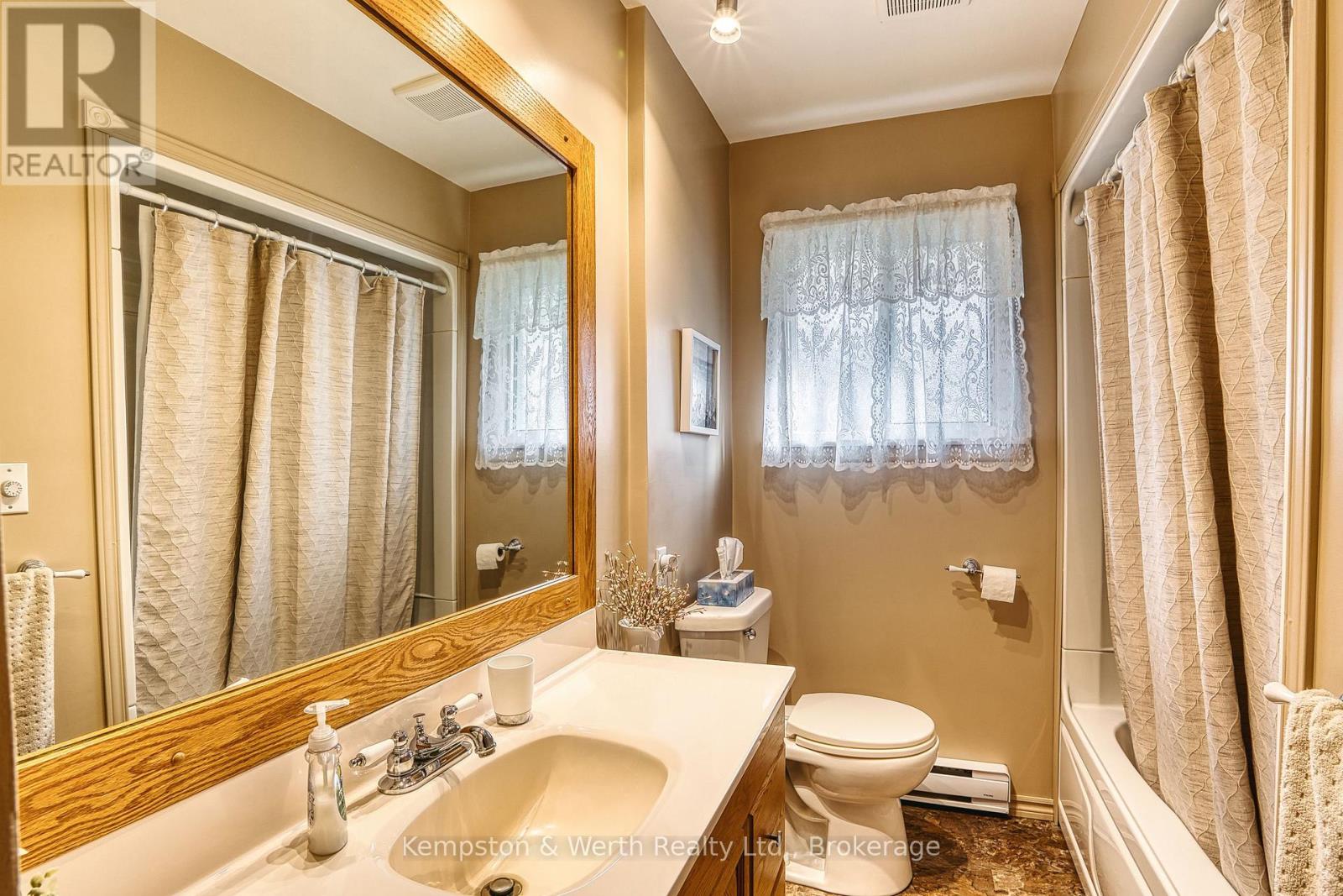 144 King Street, North Perth, Ontario  N0G 1B0 - Photo 27 - X13763412