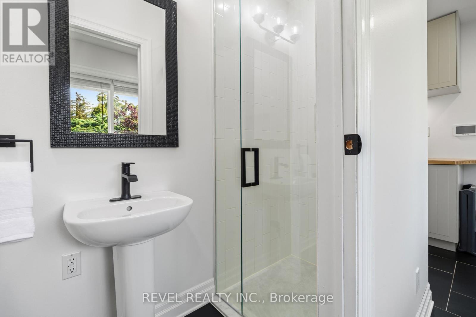 1648 Crediton Parkway, Mississauga, Ontario  L5G 3X3 - Photo 20 - W13763428