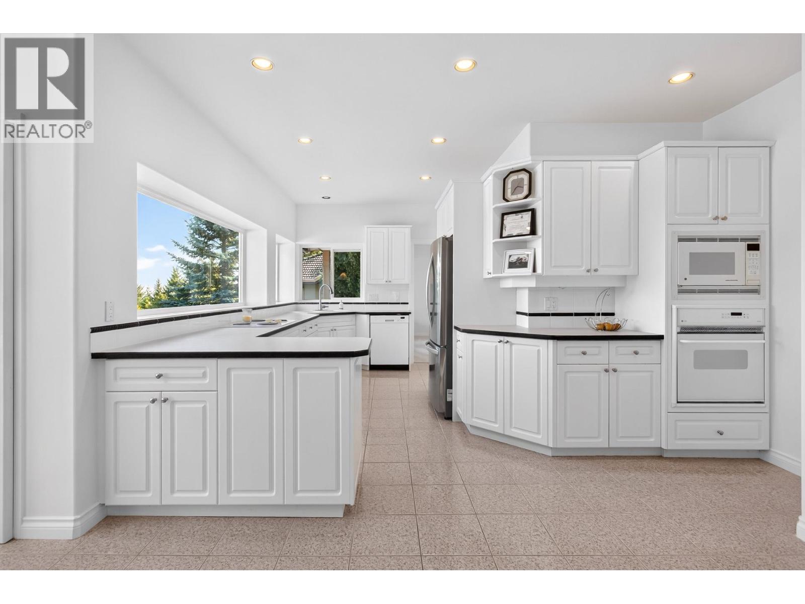 1535 Parkway Boulevard, Coquitlam, British Columbia  V3E 2Y5 - Photo 12 - R3163484