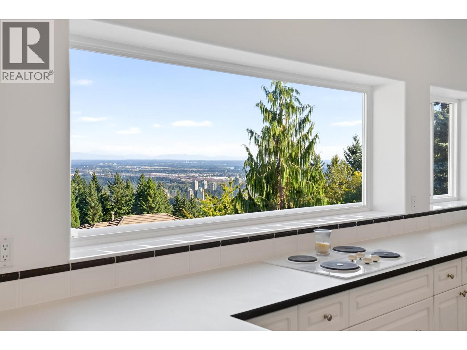 1535 Parkway Boulevard, Coquitlam, British Columbia  V3E 2Y5 - Photo 13 - R3163484