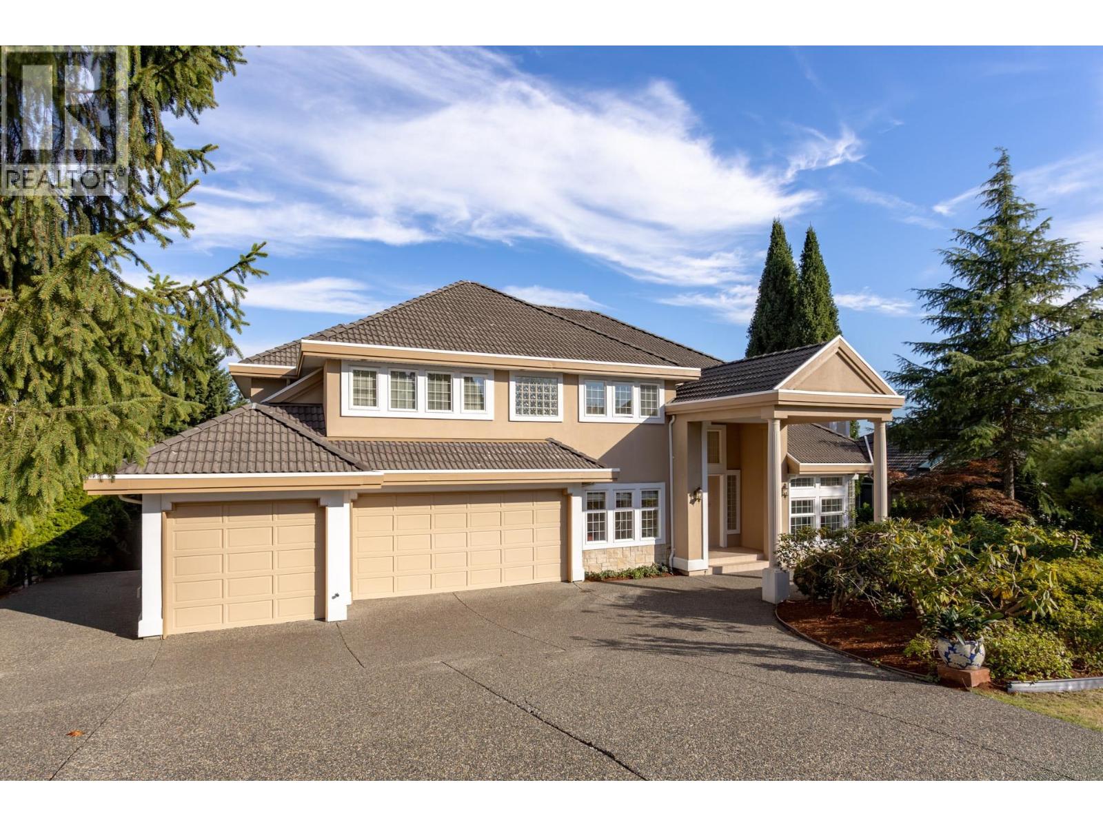 1535 Parkway Boulevard, Coquitlam, British Columbia  V3E 2Y5 - Photo 2 - R3163484