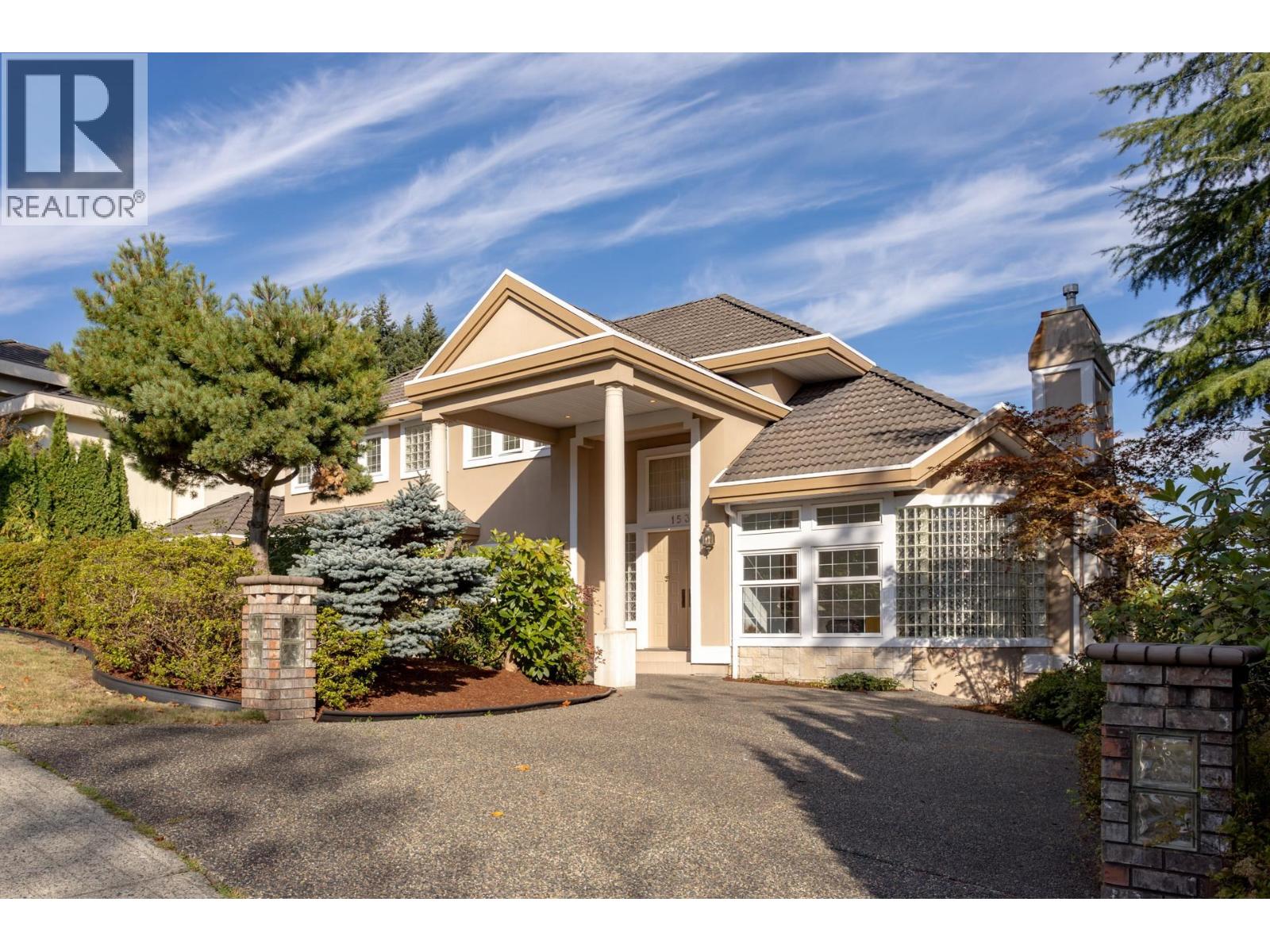 1535 Parkway Boulevard, Coquitlam, British Columbia  V3E 2Y5 - Photo 3 - R3163484