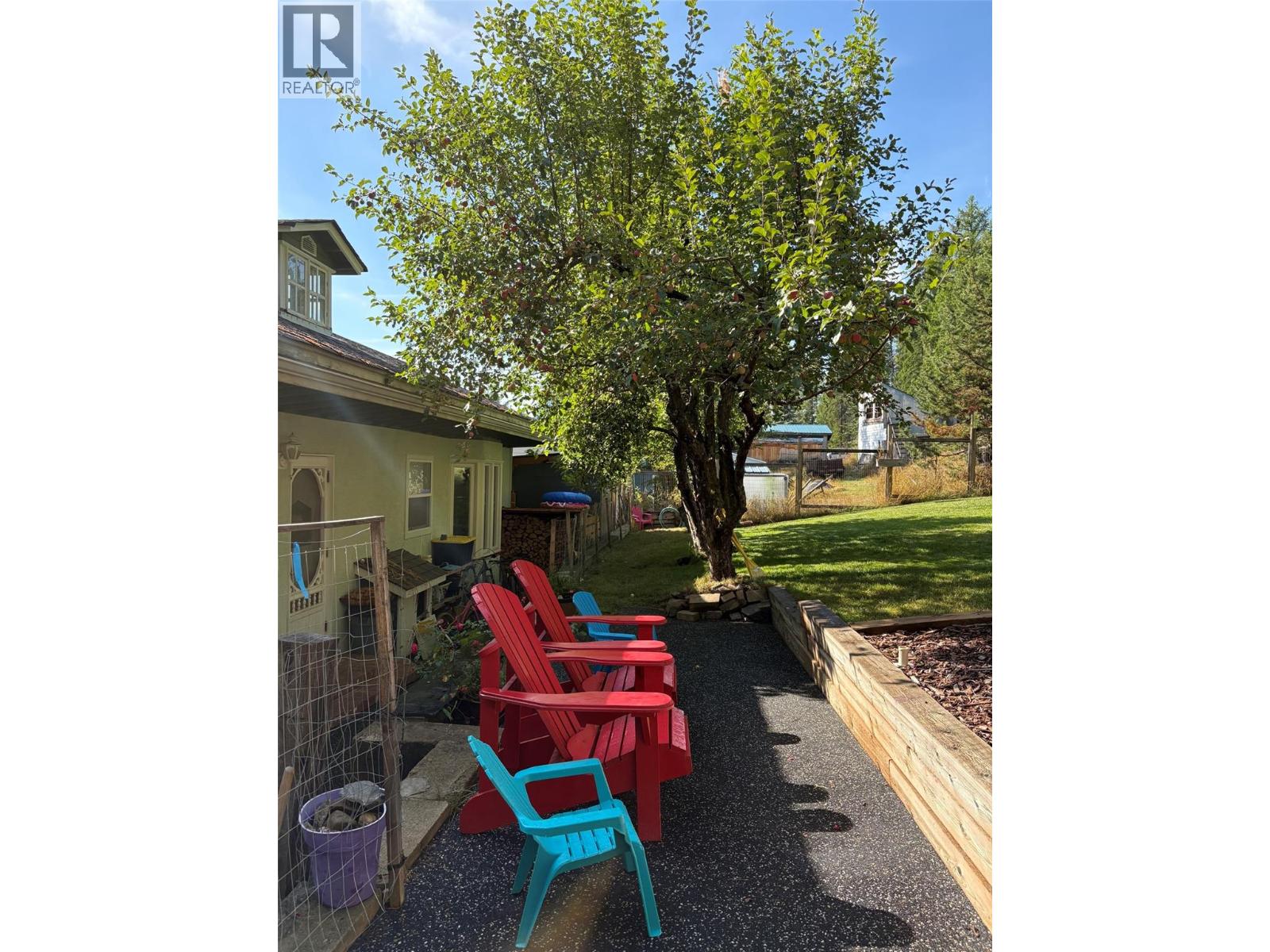 804 5th Avenue, Kimberley, British Columbia V1A 2T6 - Photo 11 - 10400053