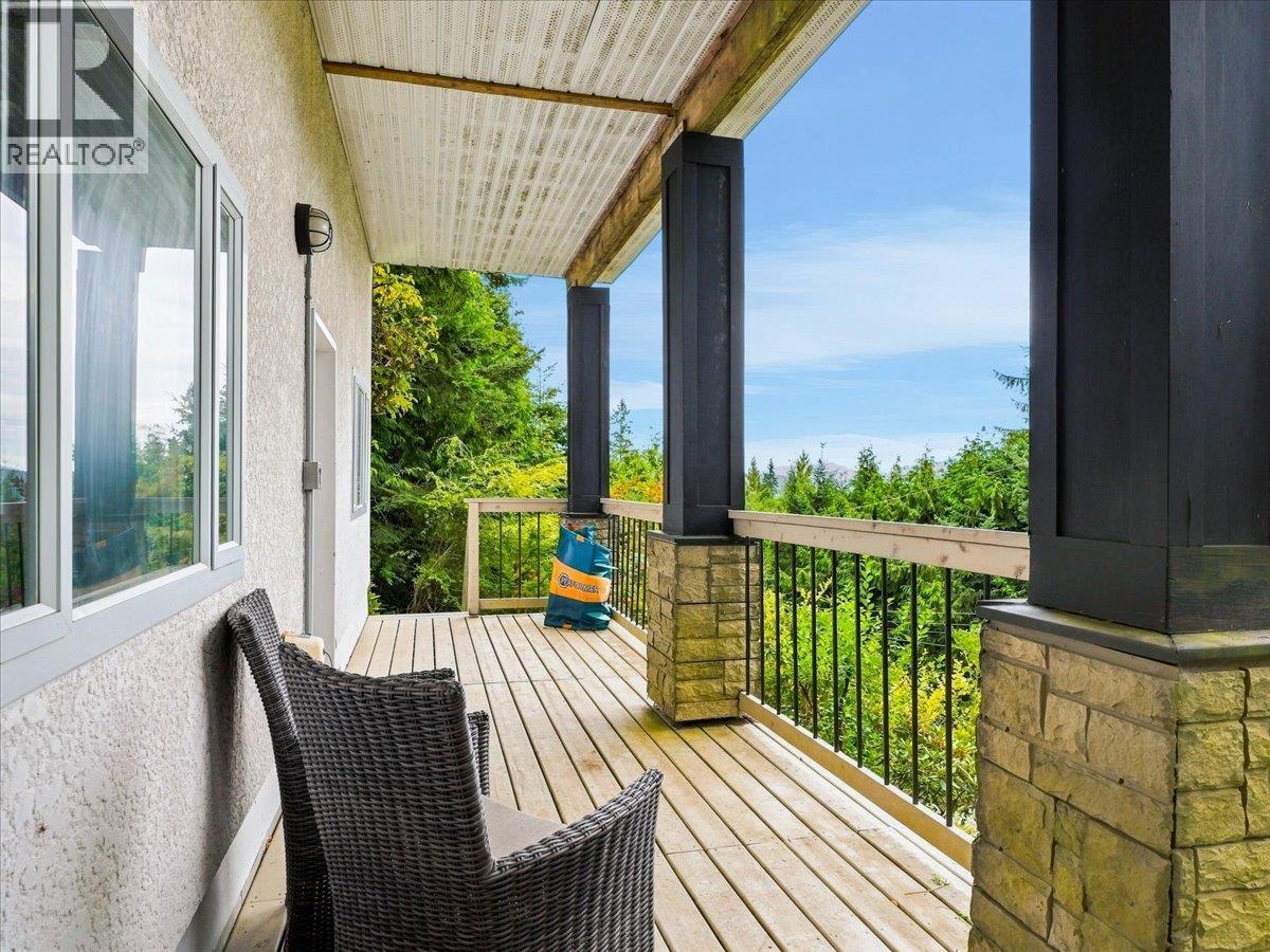 325 Bayview Place, Lions Bay, British Columbia  V0N 2E0 - Photo 33 - R3163571