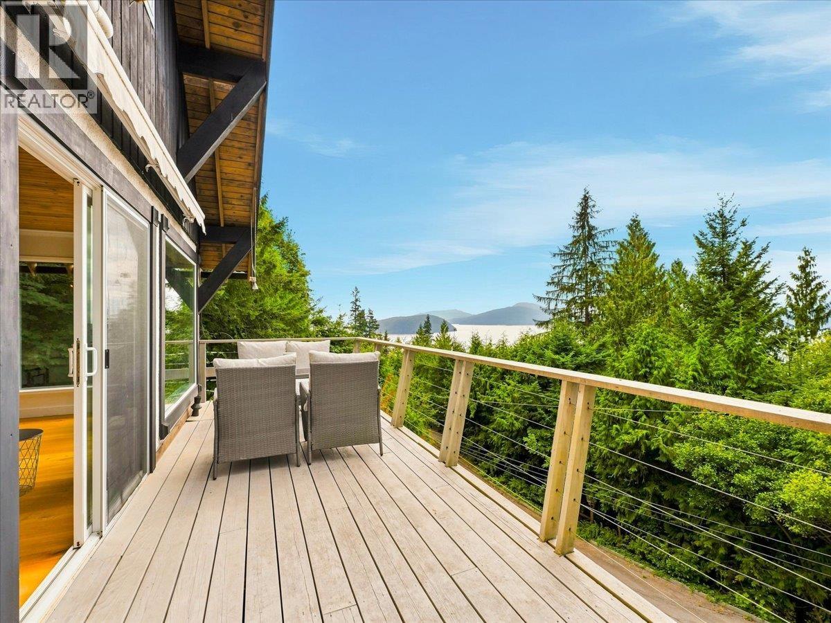 325 Bayview Place, Lions Bay, British Columbia  V0N 2E0 - Photo 32 - R3163571