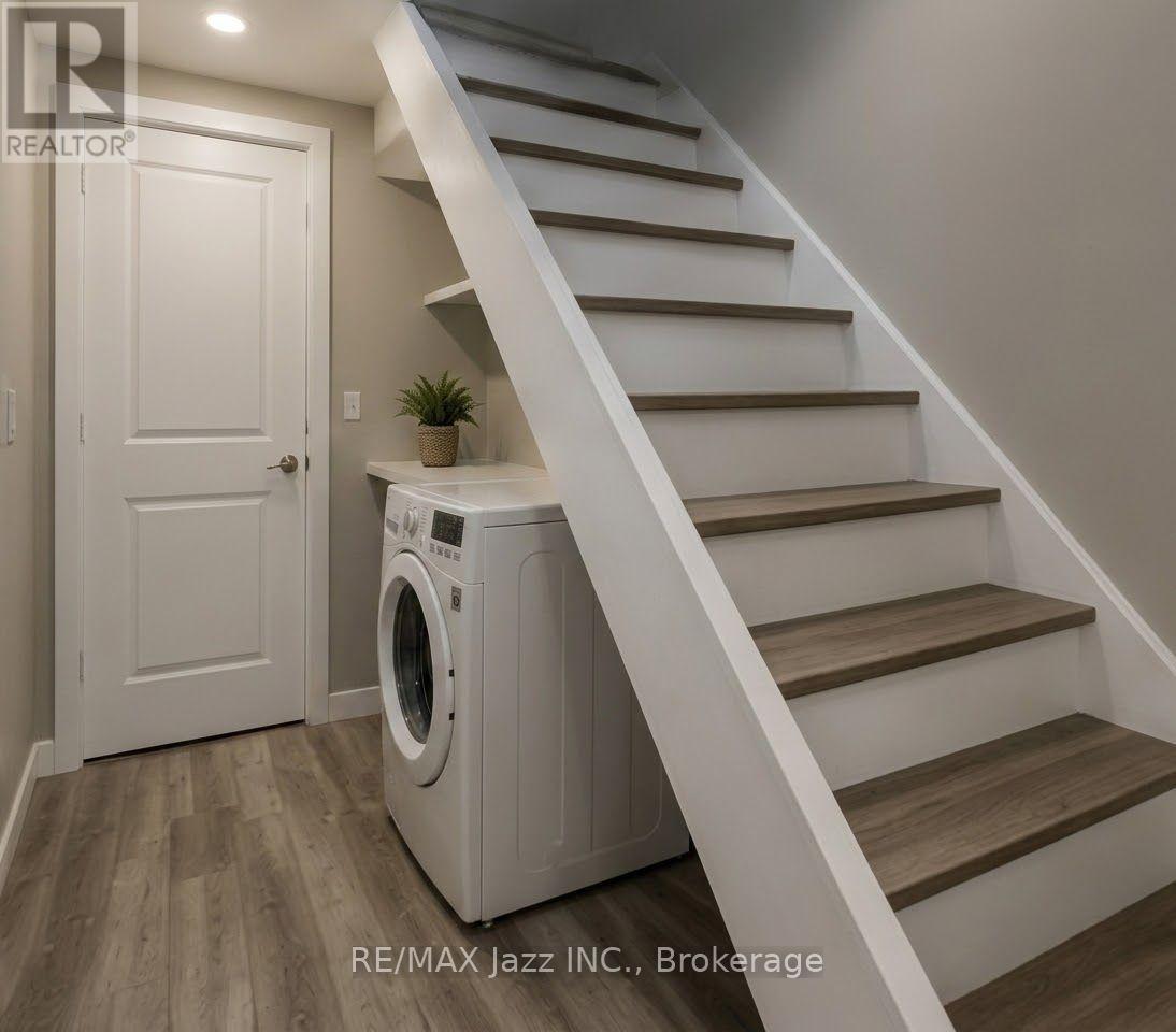 1293 Ludlow Court, Oshawa, Ontario  L1G 7K5 - Photo 27 - E13763540
