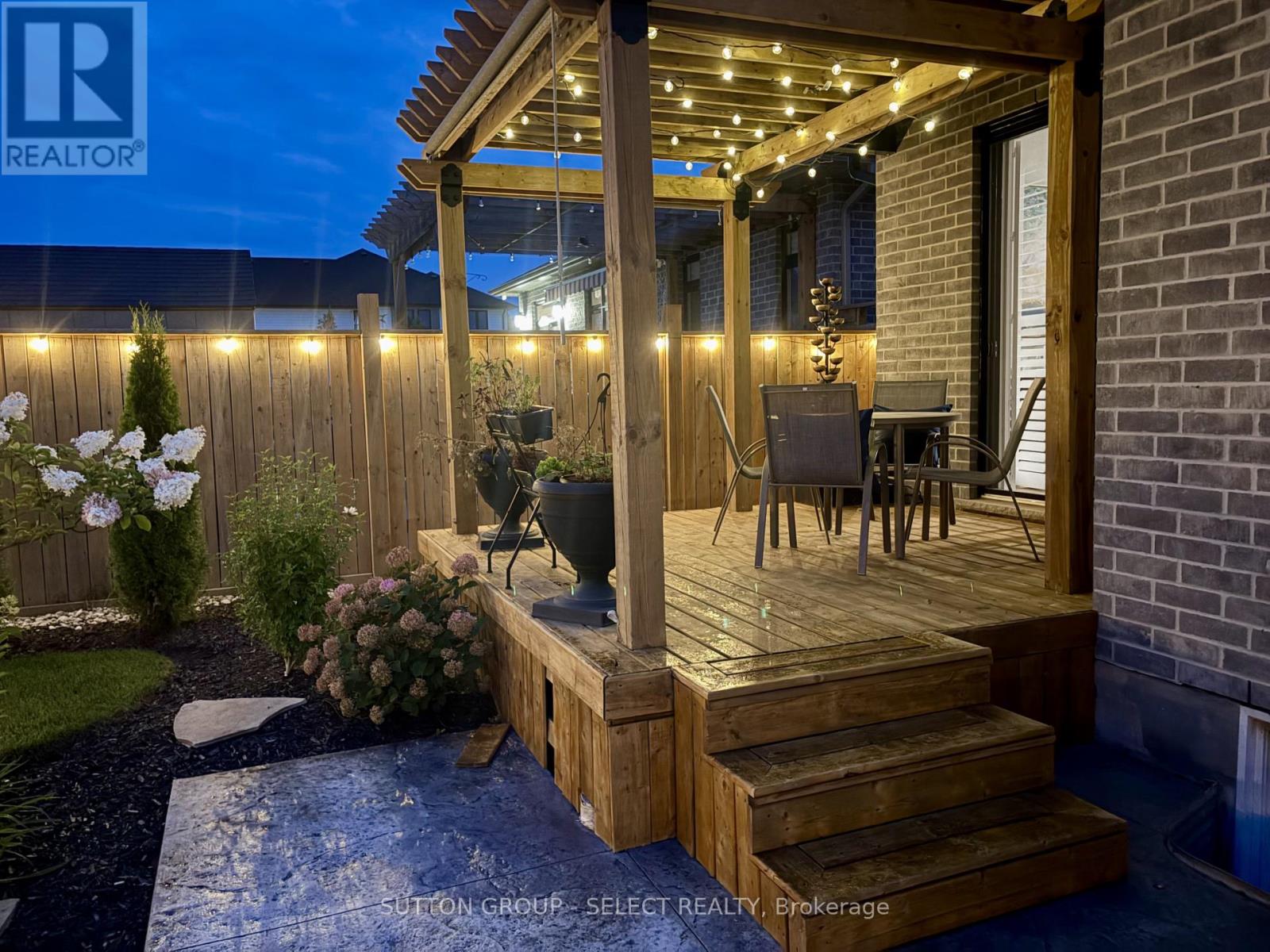 38 Royal Dornoch Drive, St. Thomas, Ontario  N5R 0K4 - Photo 2 - X13763484