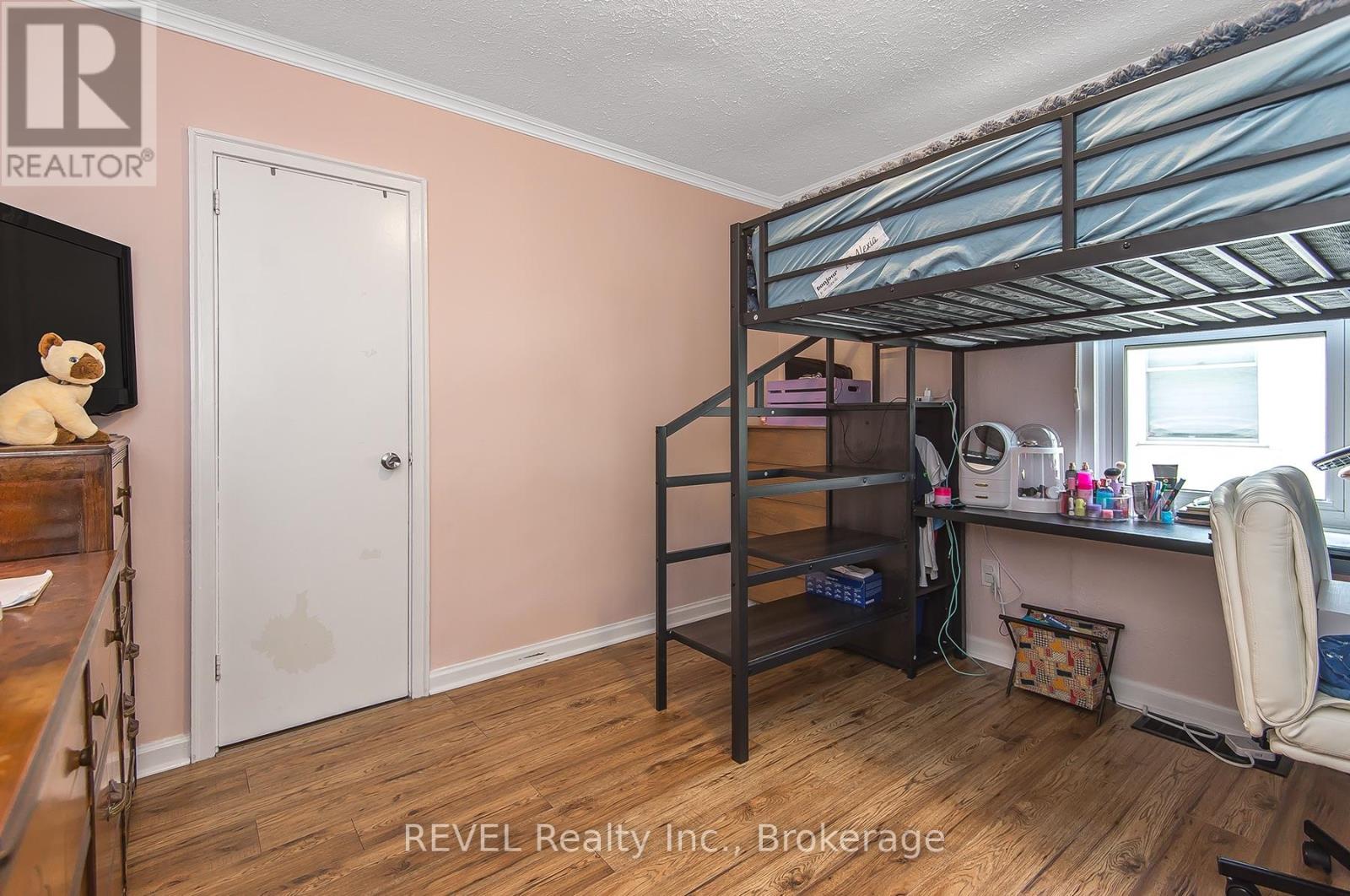 12 Garnet Street, St. Catharines (Facer), Ontario L2M 5E5 - Photo 18 - X13763486