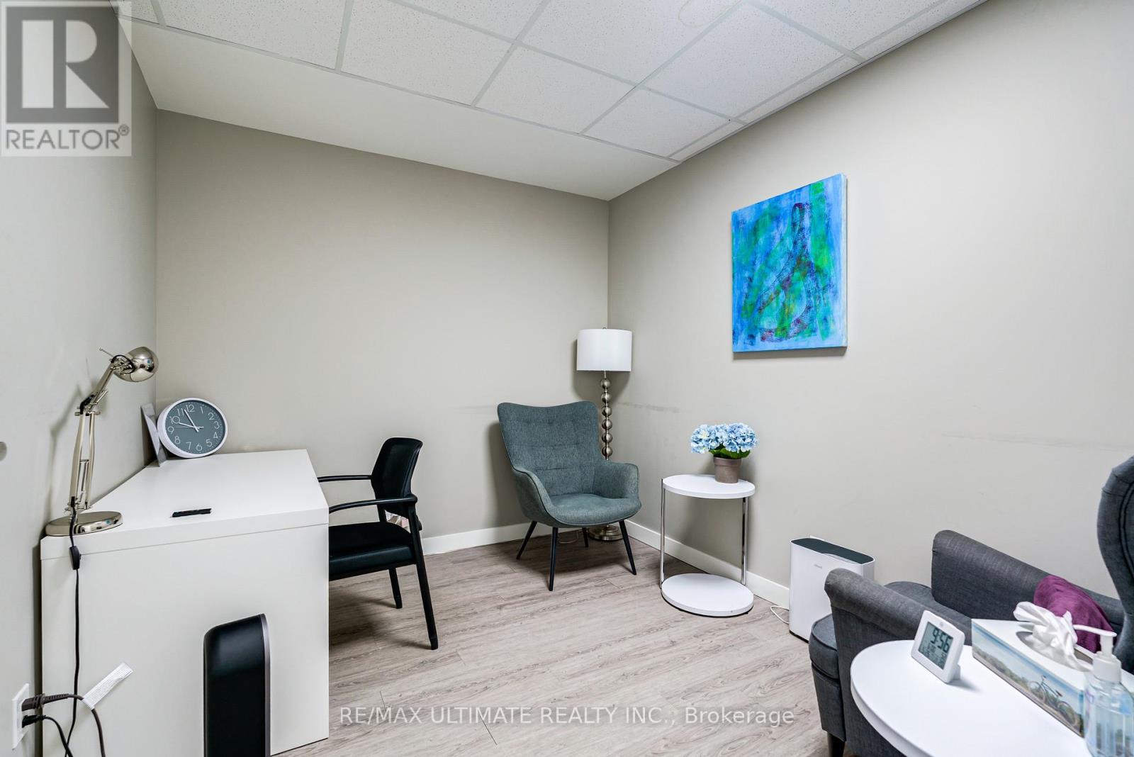 427-429 Vaughan Road, Toronto, Ontario  M6C 2P1 - Photo 16 - C13763522