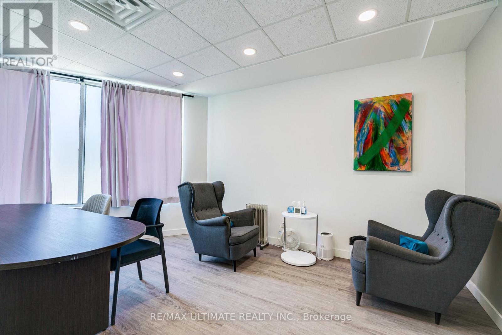 427-429 Vaughan Road, Toronto, Ontario  M6C 2P1 - Photo 18 - C13763522