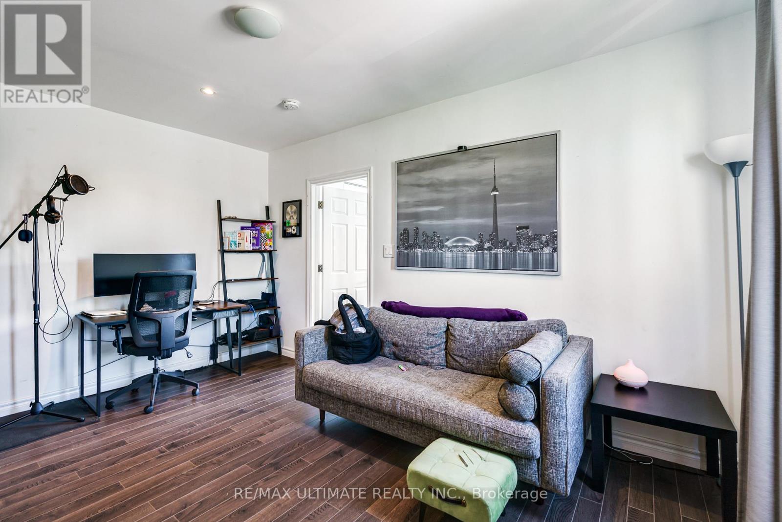 427-429 Vaughan Road, Toronto, Ontario  M6C 2P1 - Photo 28 - C13763522