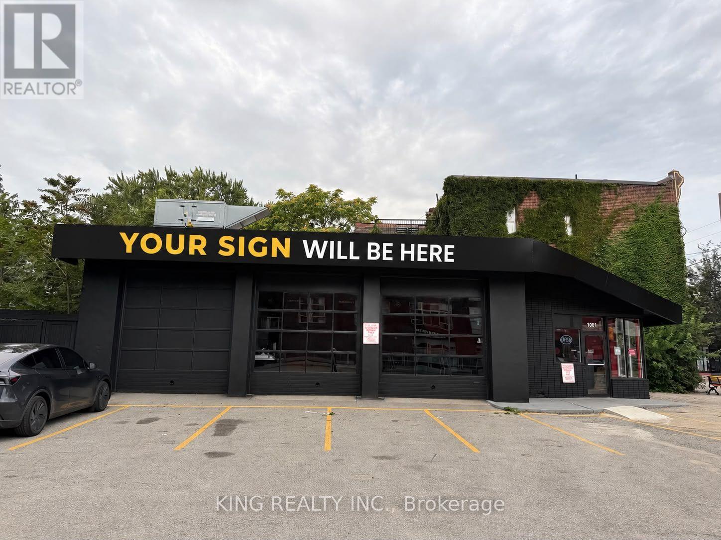 1001 QUEEN STREET E, Toronto, Ontario