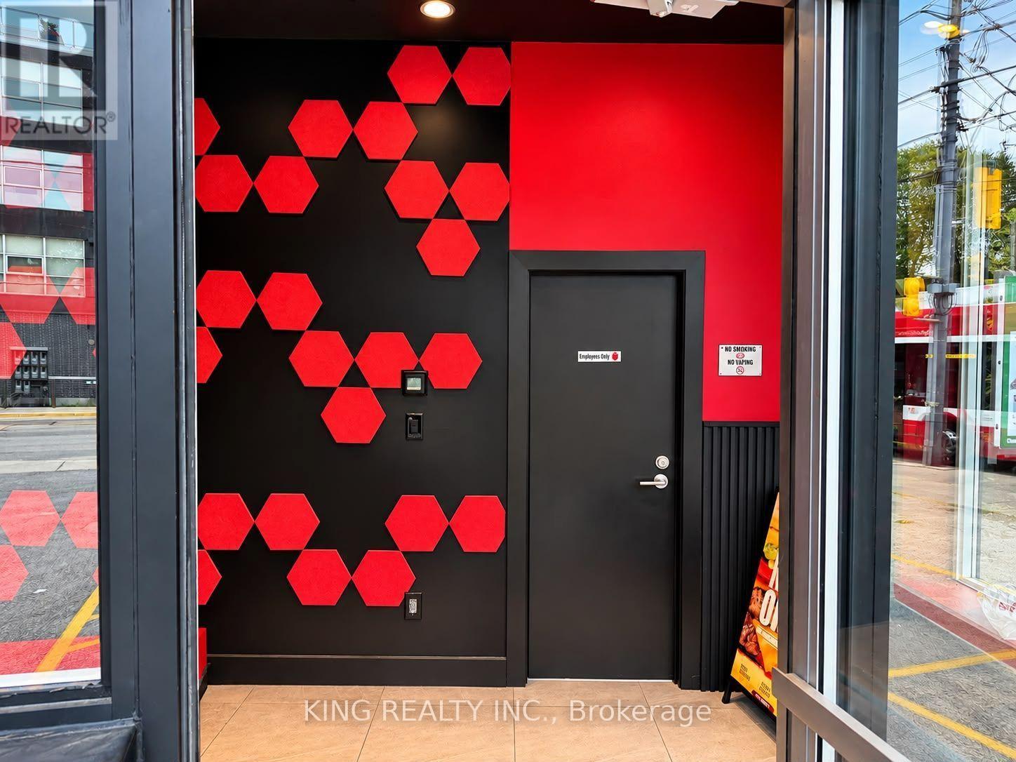 1001 Queen Street E, Toronto, Ontario  M4M 1K2 - Photo 15 - E13763488